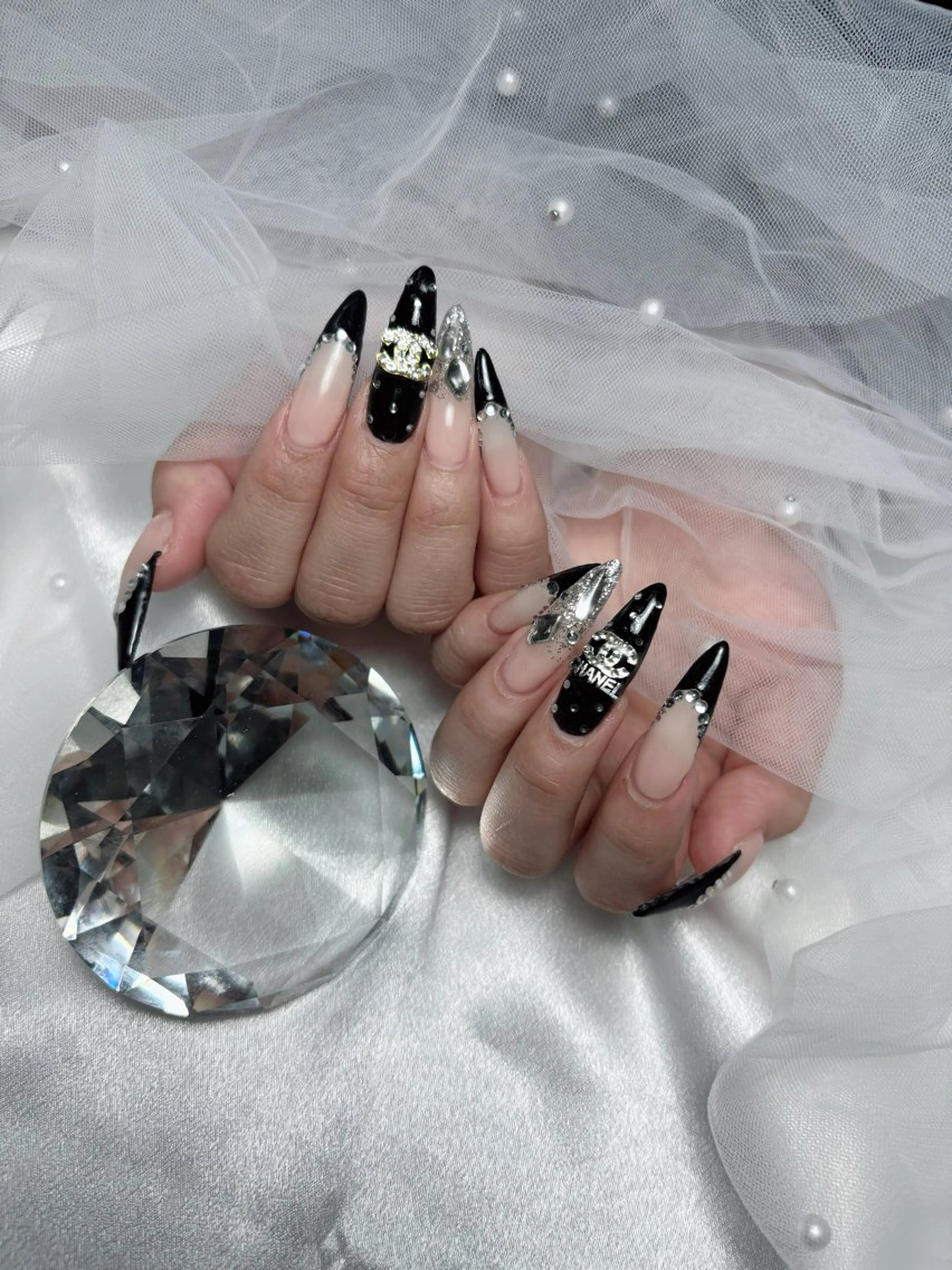 ネイル ハンドネイル Nanami ·͜·ꔛෆのネイルデザイン