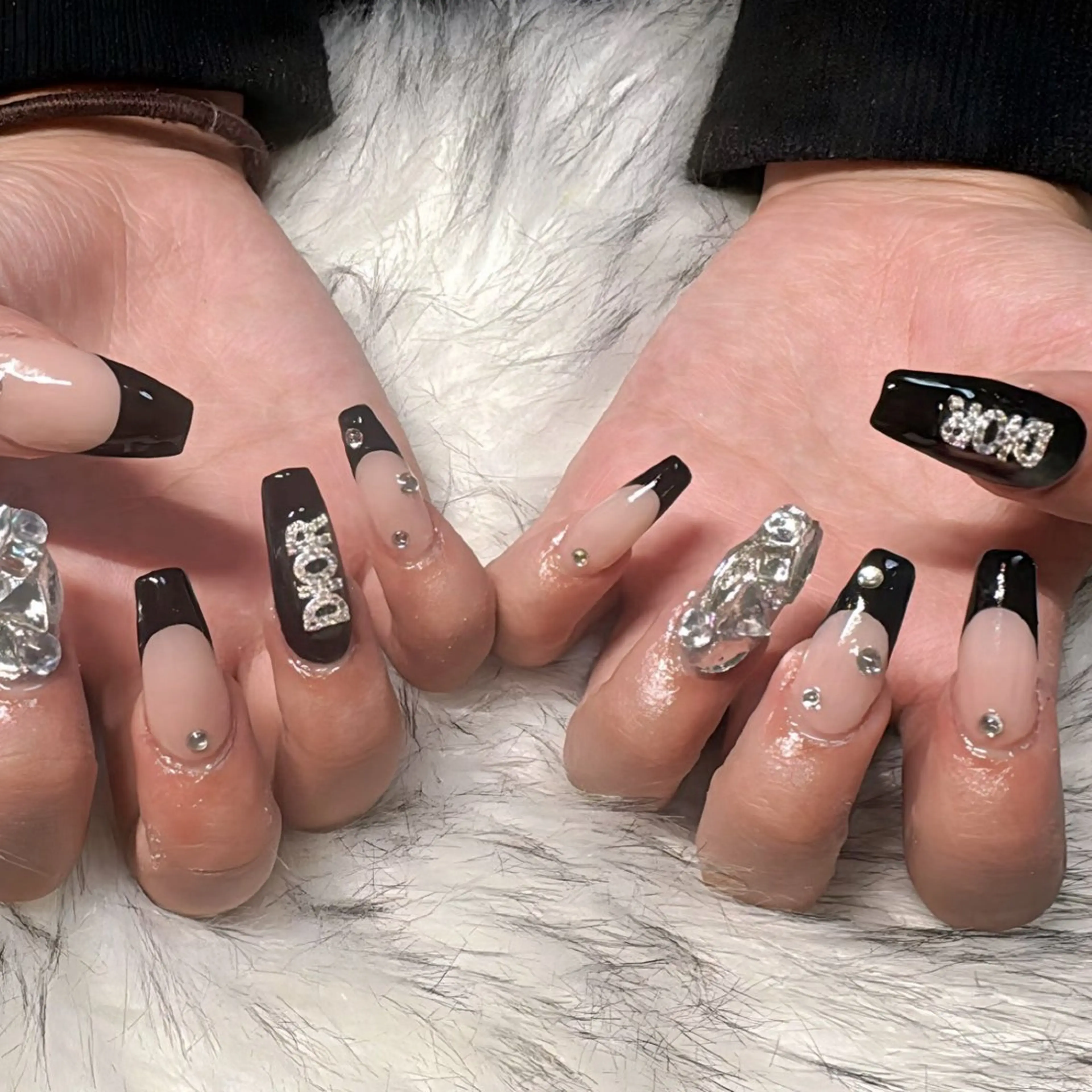 ロング ハンドネイル mao .のネイルデザイン