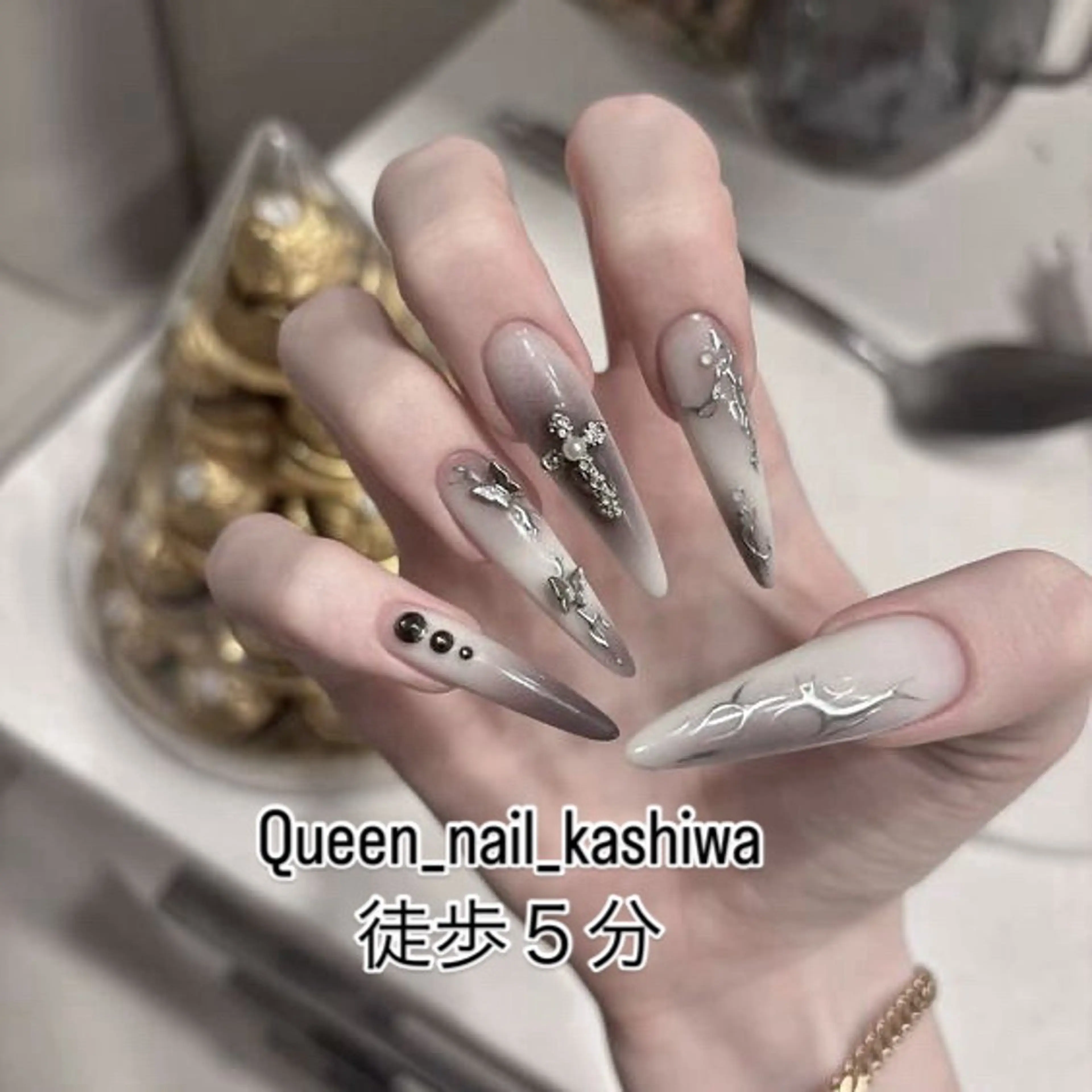 ネイル Queen Nail 柏店　クイーンネイルのネイルデザイン