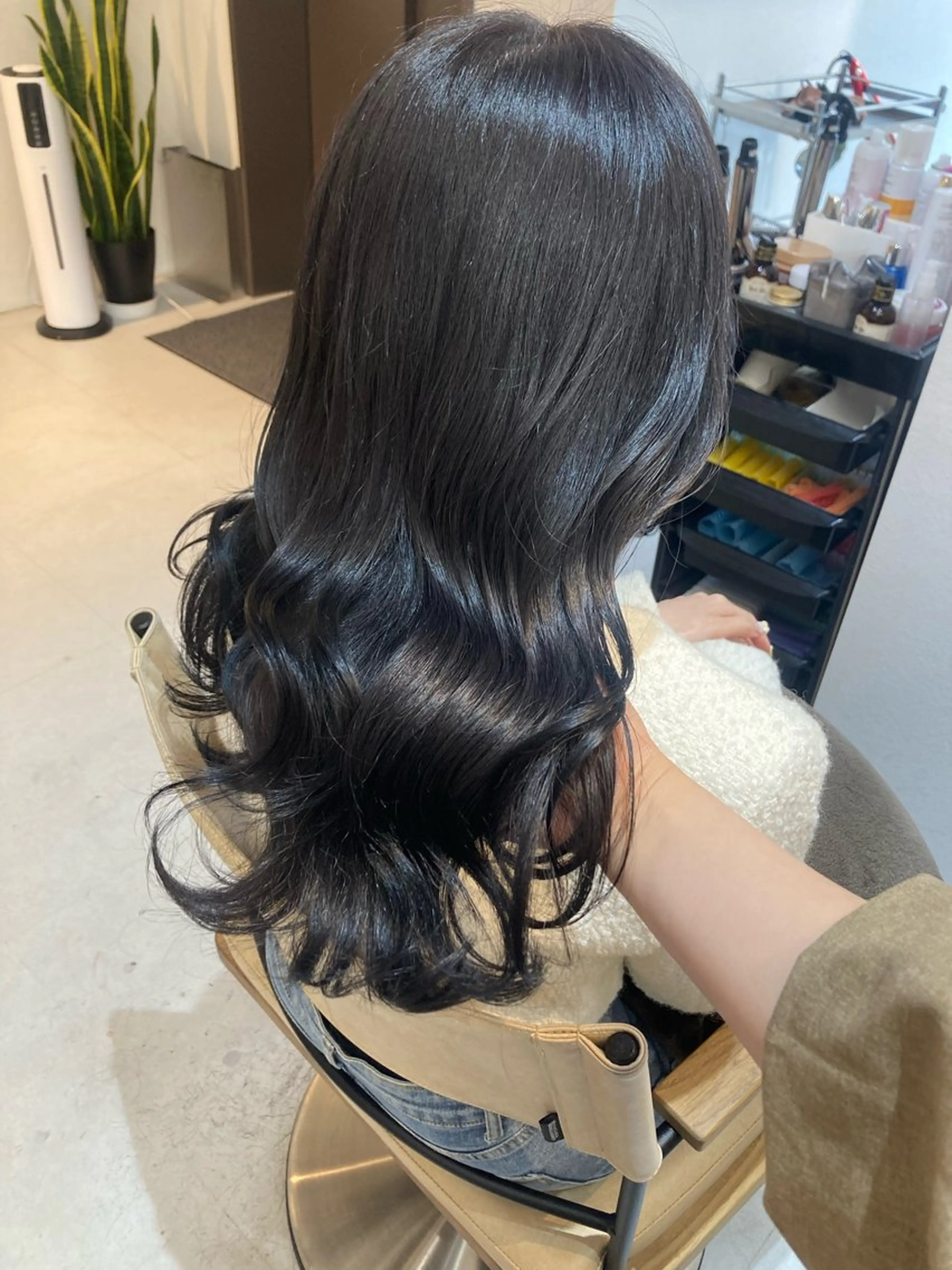 セミロング カット ヘアカラー トリートメント ✨色持ちの良い艶 カラー✨蟹江真世のヘアスタイル