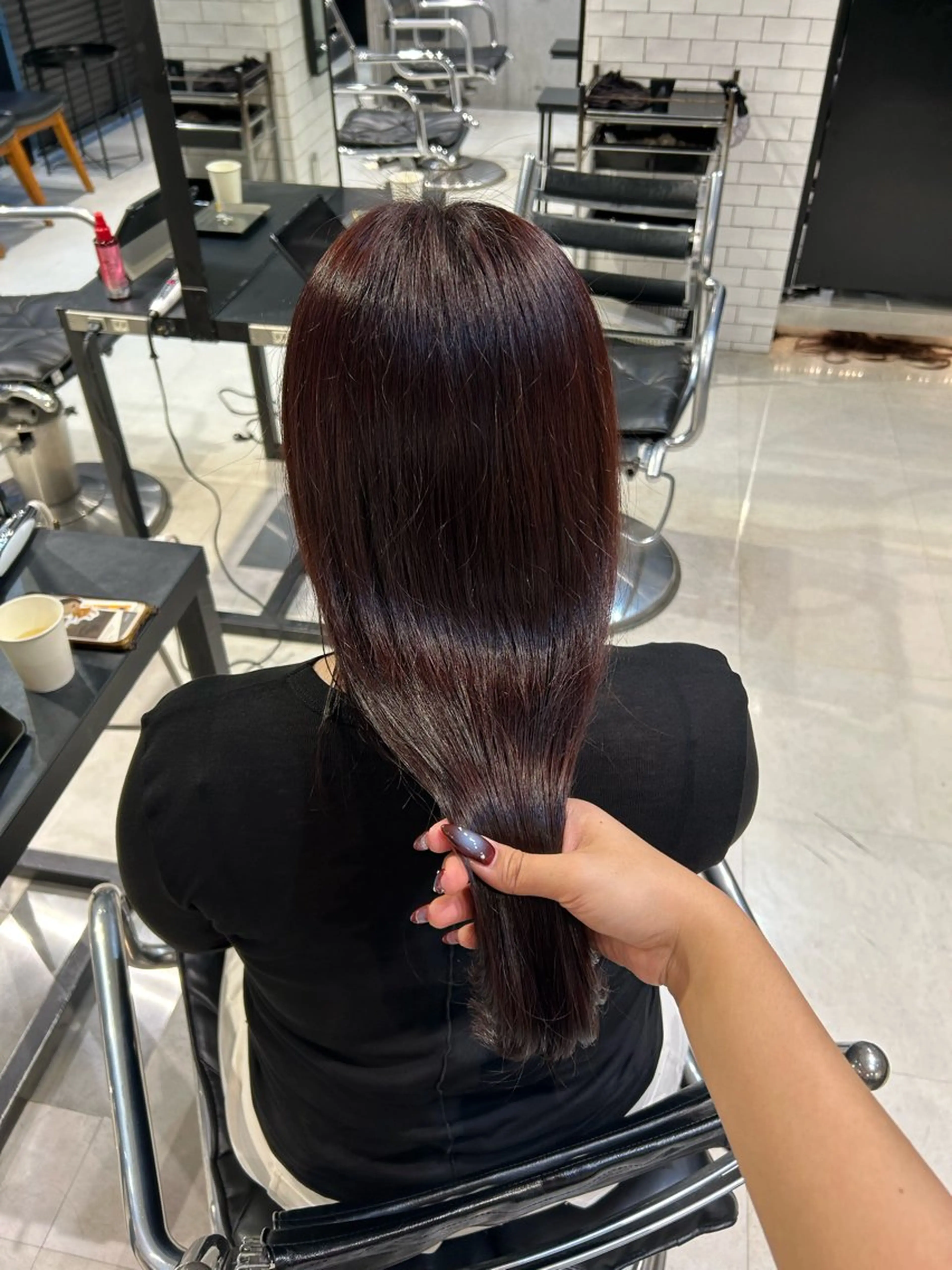 ロング カラー ヘアアレンジ ヘアカラー トリートメント ボブ艶モテカラー🫧 カリンのヘアスタイル