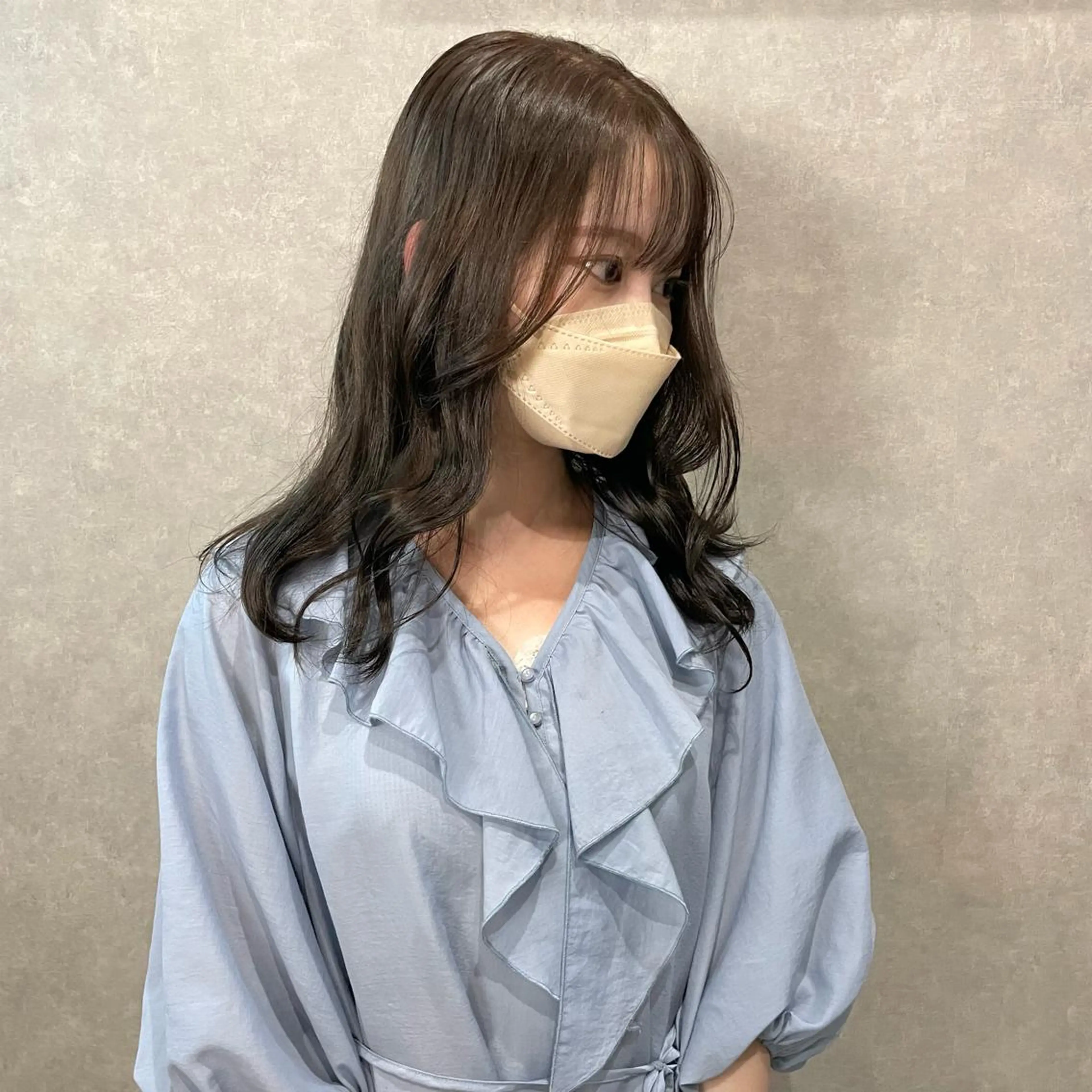 セミロング カラー はちすか るかのヘアスタイル