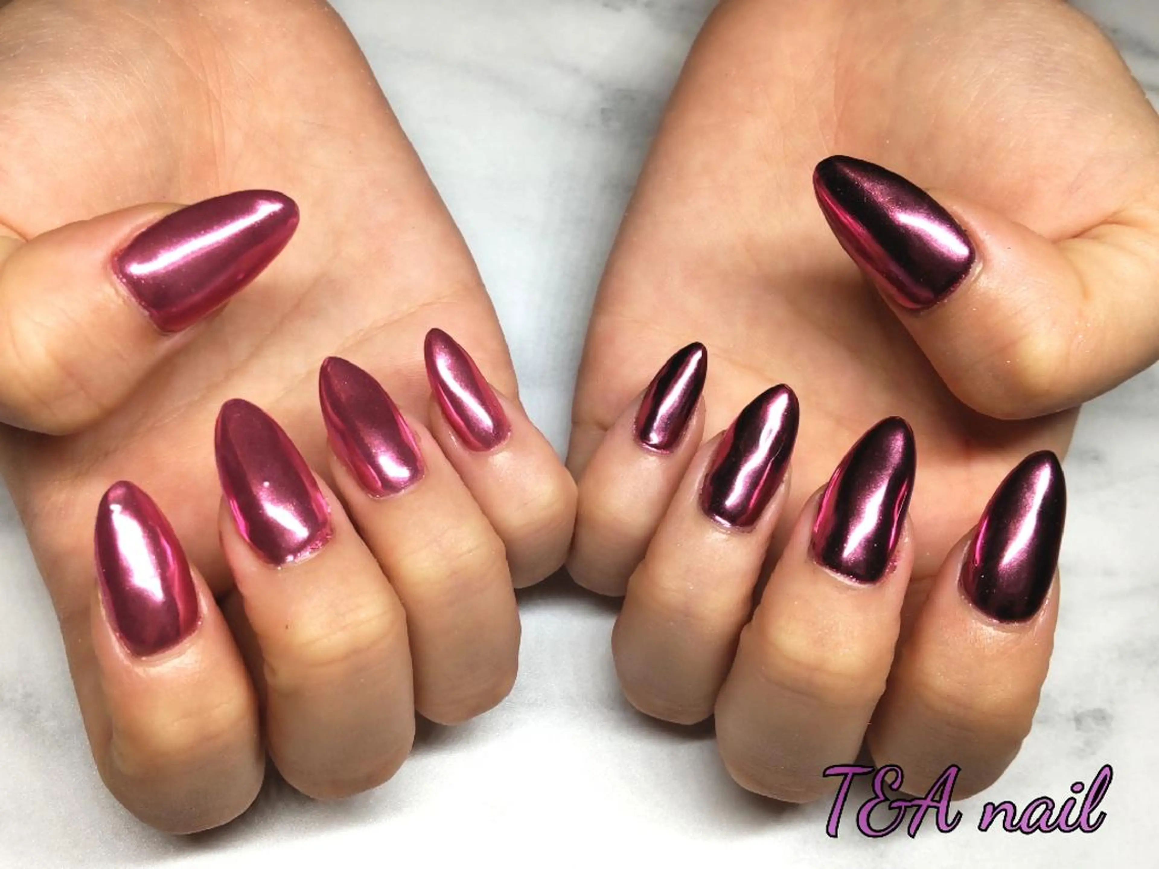 セミロング ネイル 長さ出し ジェルネイル キラキラネイル ニュアンスネイル ピンク ハンドネイル T&A nailのネイルデザイン