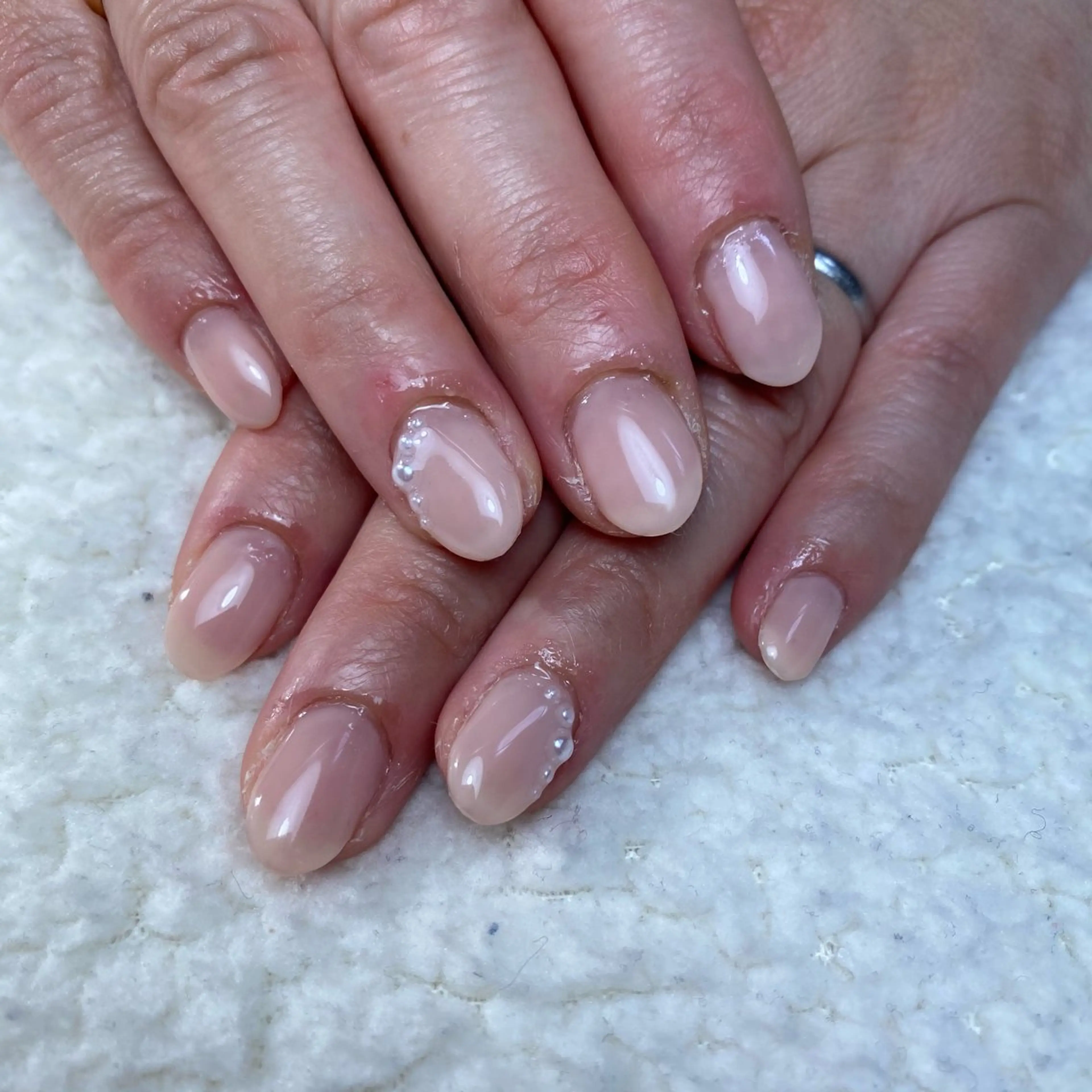 ネイル オフィスネイル シンプルネイル ハンドネイル COCO+所属・COCO +のエステ・リラクイメージ