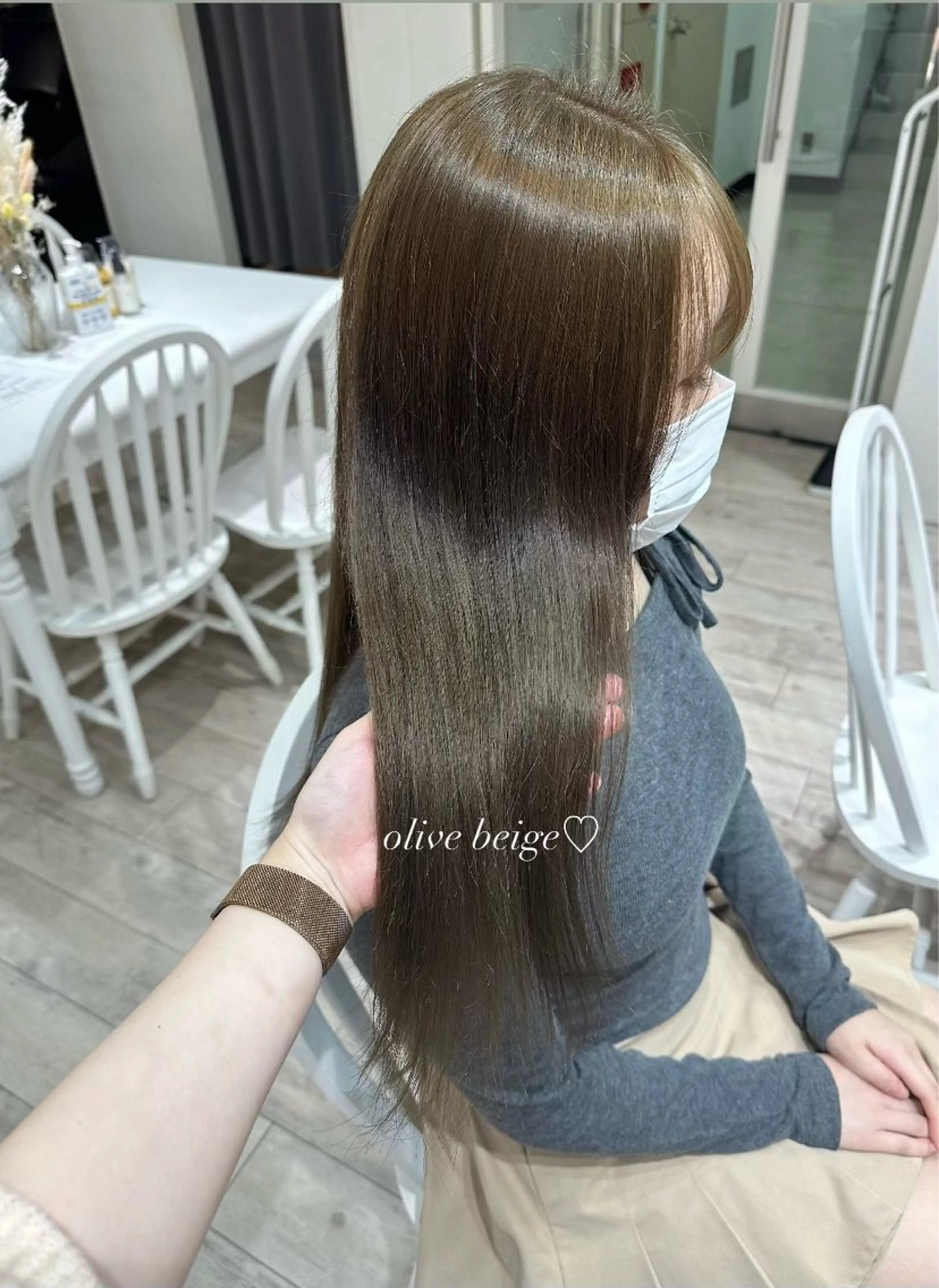 ロング カラー ヘアアレンジ オリーブカラー ヘアカラー トリートメント Himawari♡ 柔らかいカラーのヘアスタイル