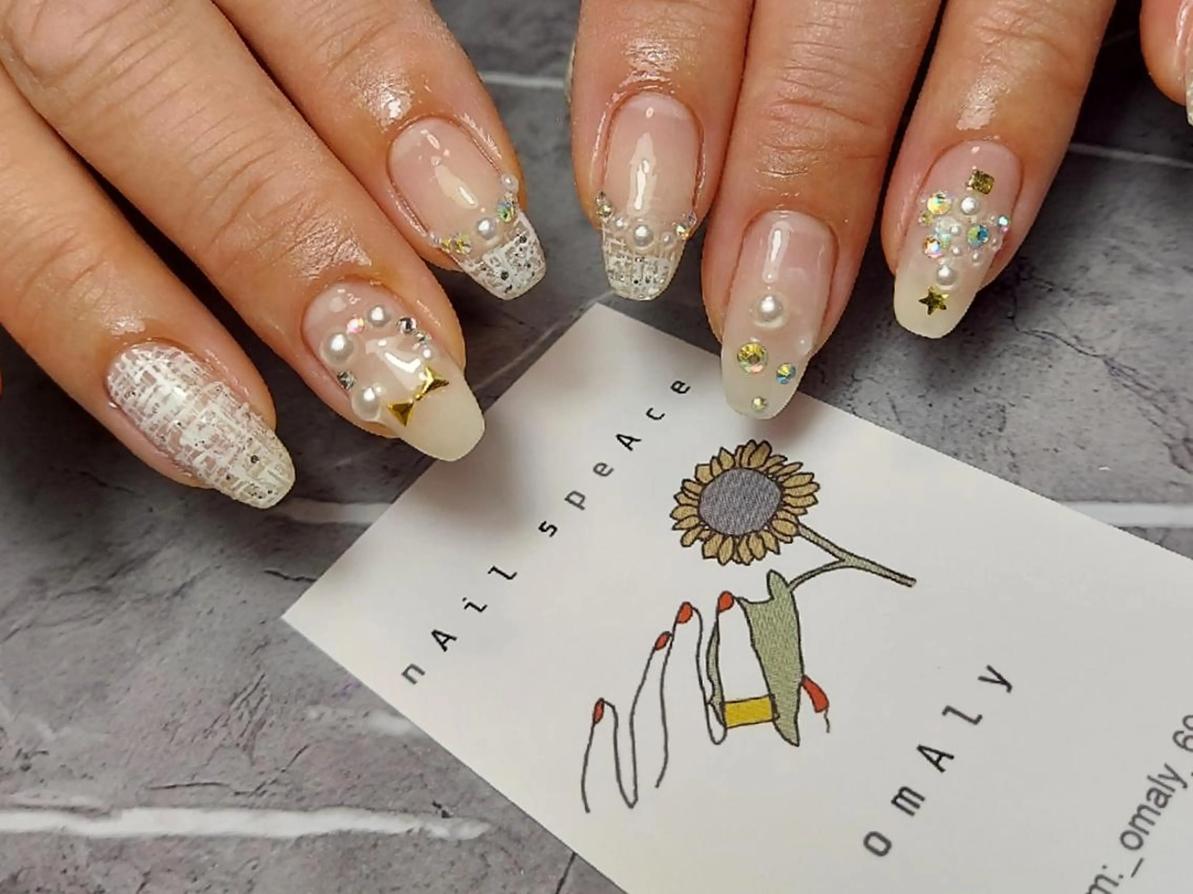 ネイル 冬ネイル クリスマス ハンドネイル Nailspeace Omalyのネイルデザイン