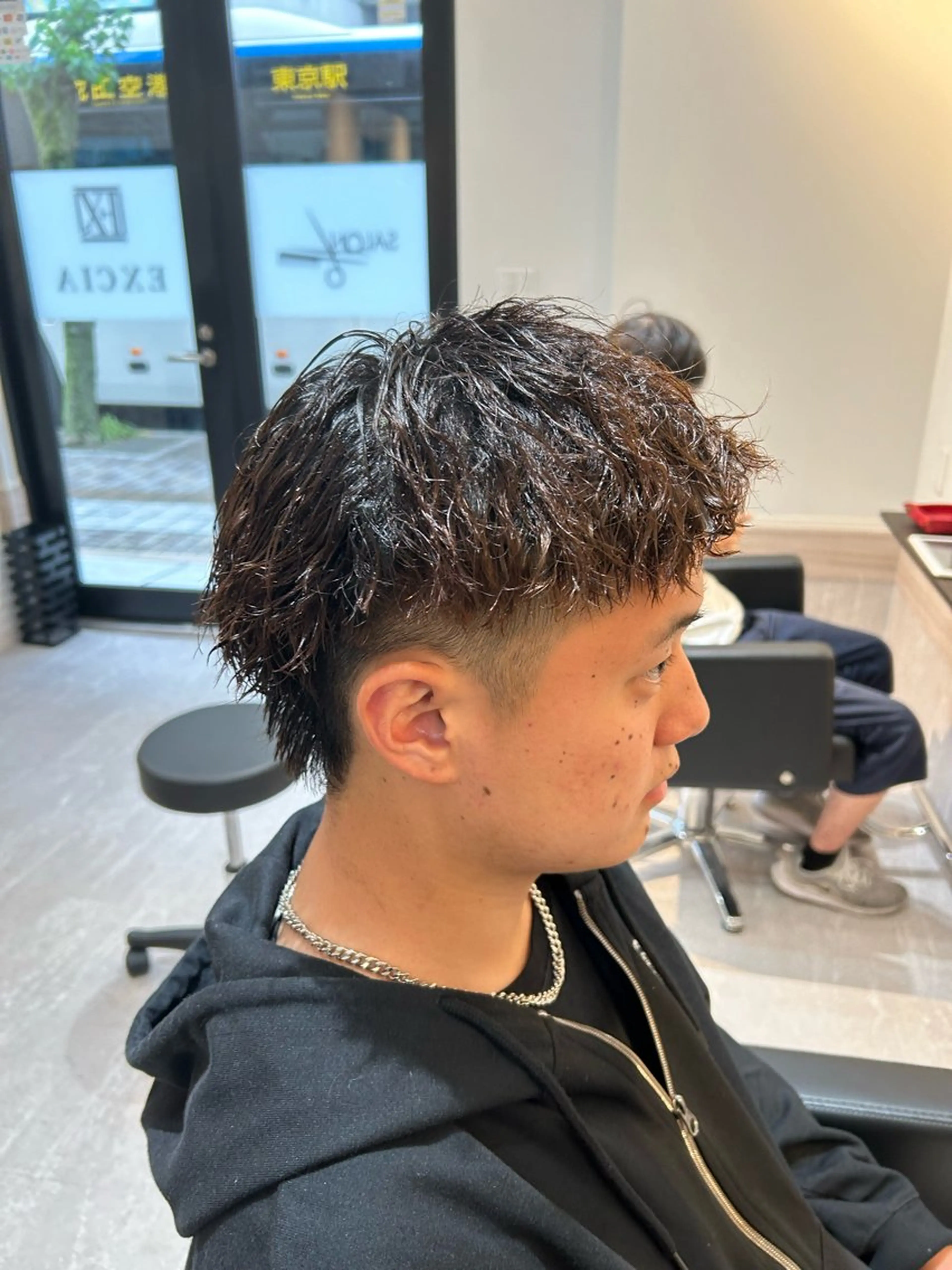 ショート パーマ メンズサロン EXCIAのヘアスタイル