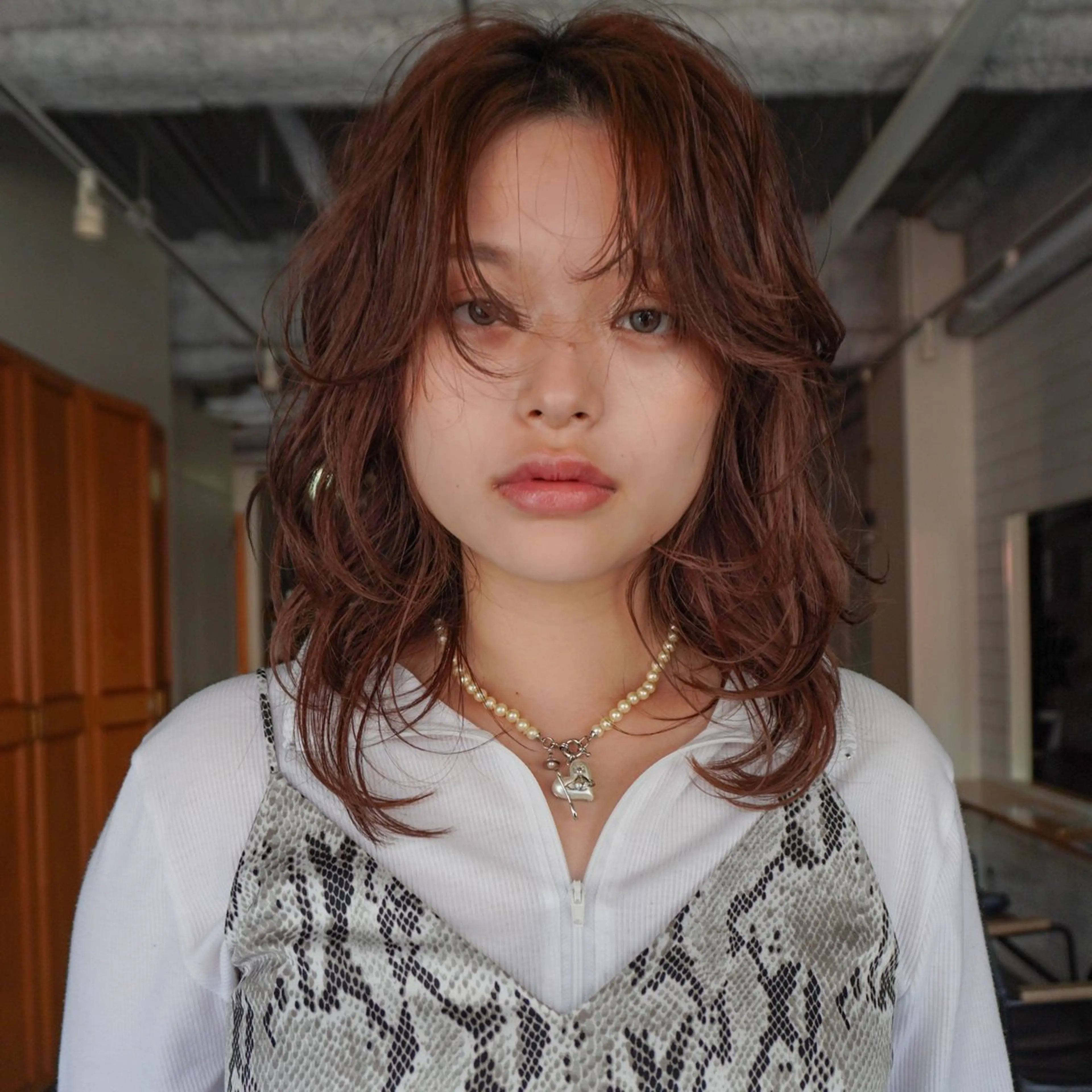 ミディアム カラー レイヤーカット カット ヘアカラー トリートメント ◽️モードヘア◽️ SHOUTOのヘアスタイル