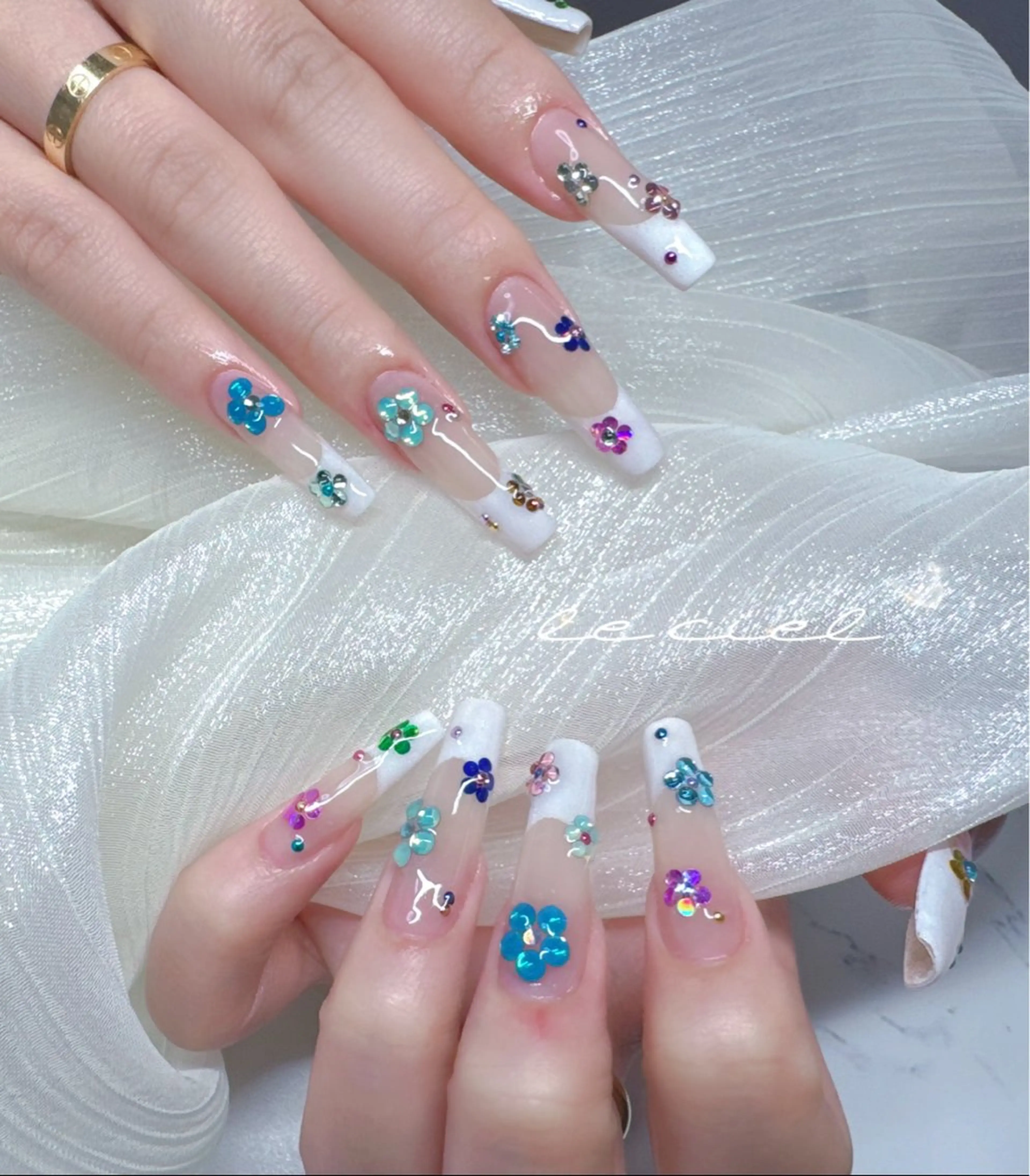 ネイル ハンドネイル Naka Rieのネイルデザイン