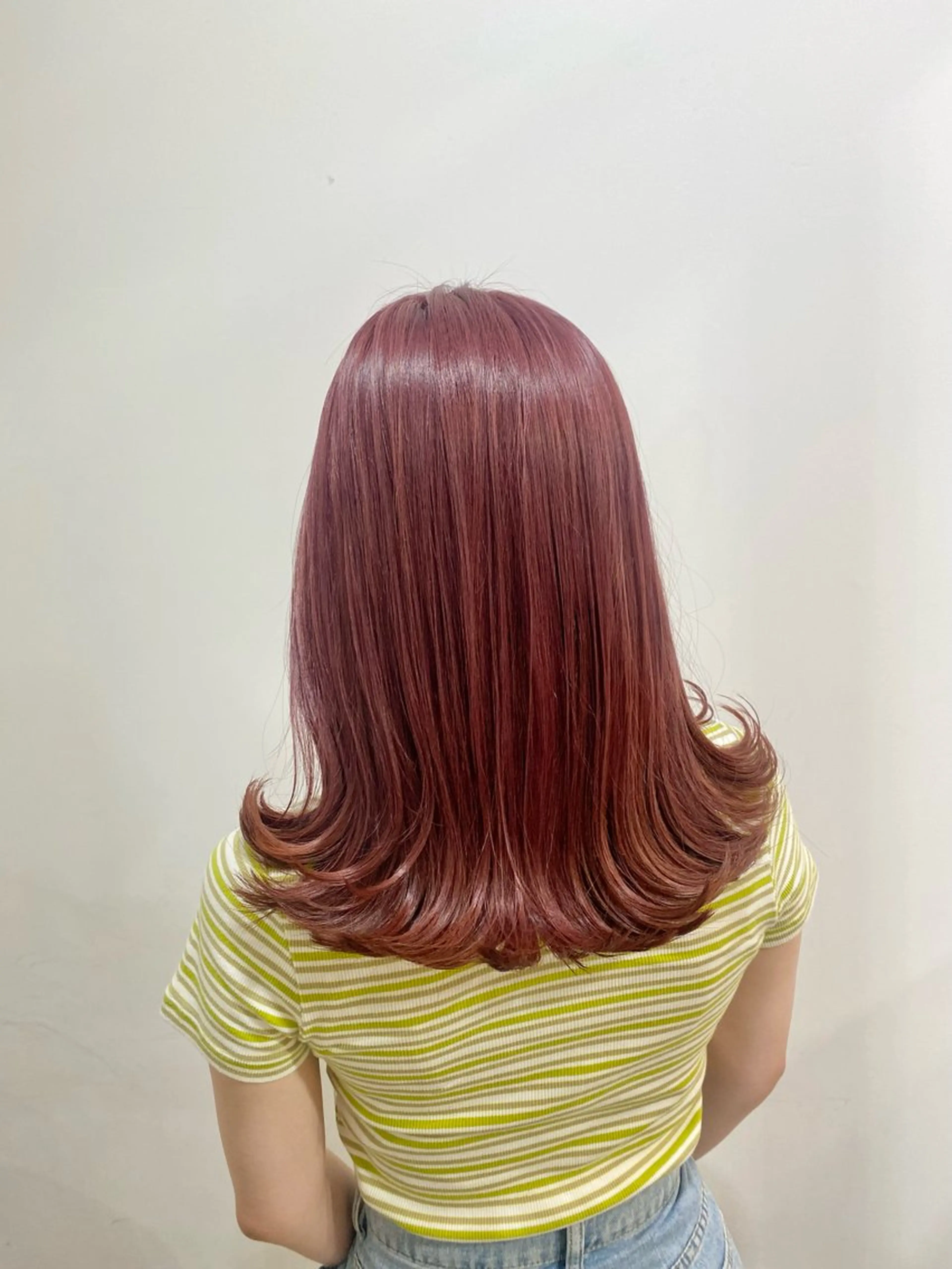 セミロング カラー たなか もえなのヘアスタイル