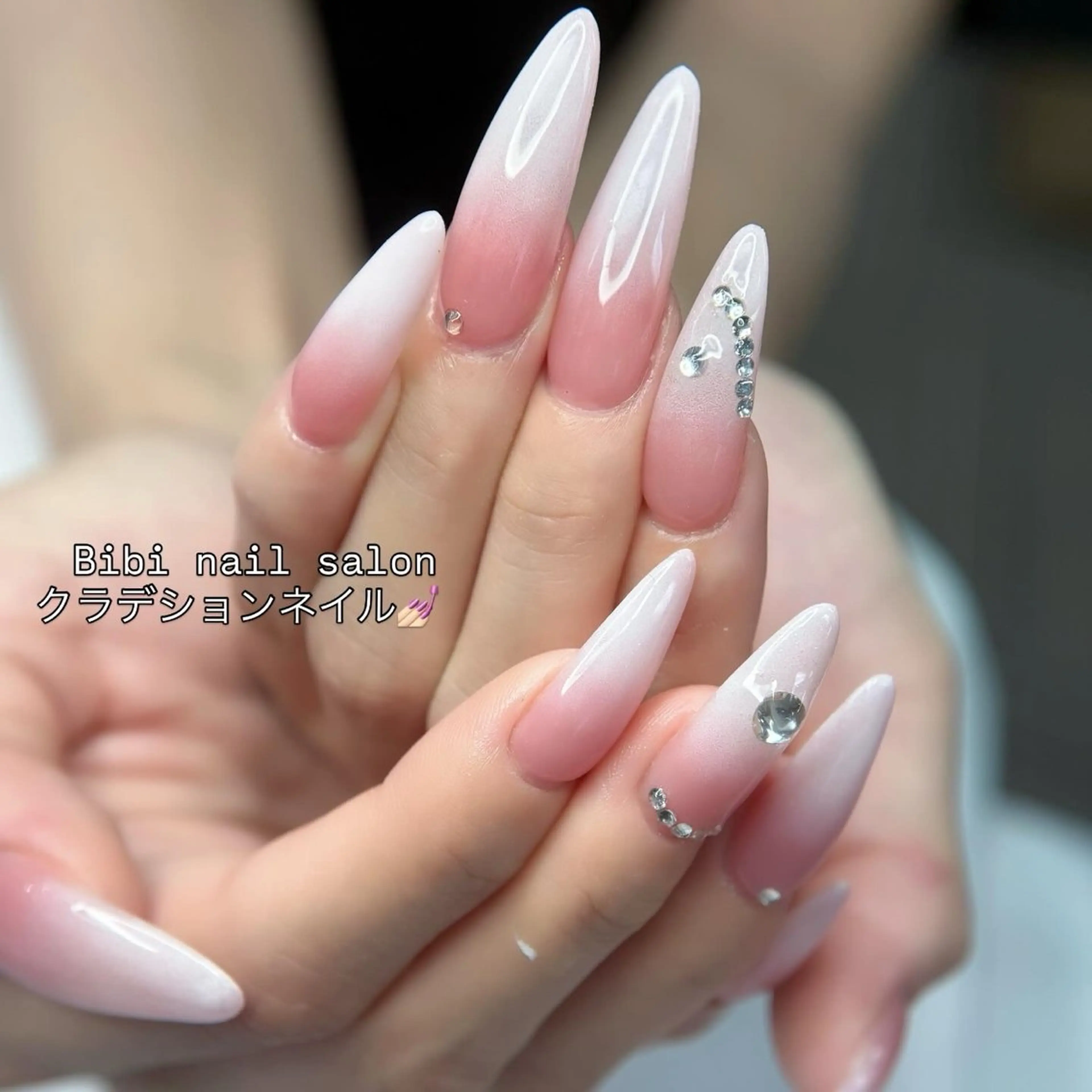 チップ長さ出し10本＋グラデーションネイル🎀の写真