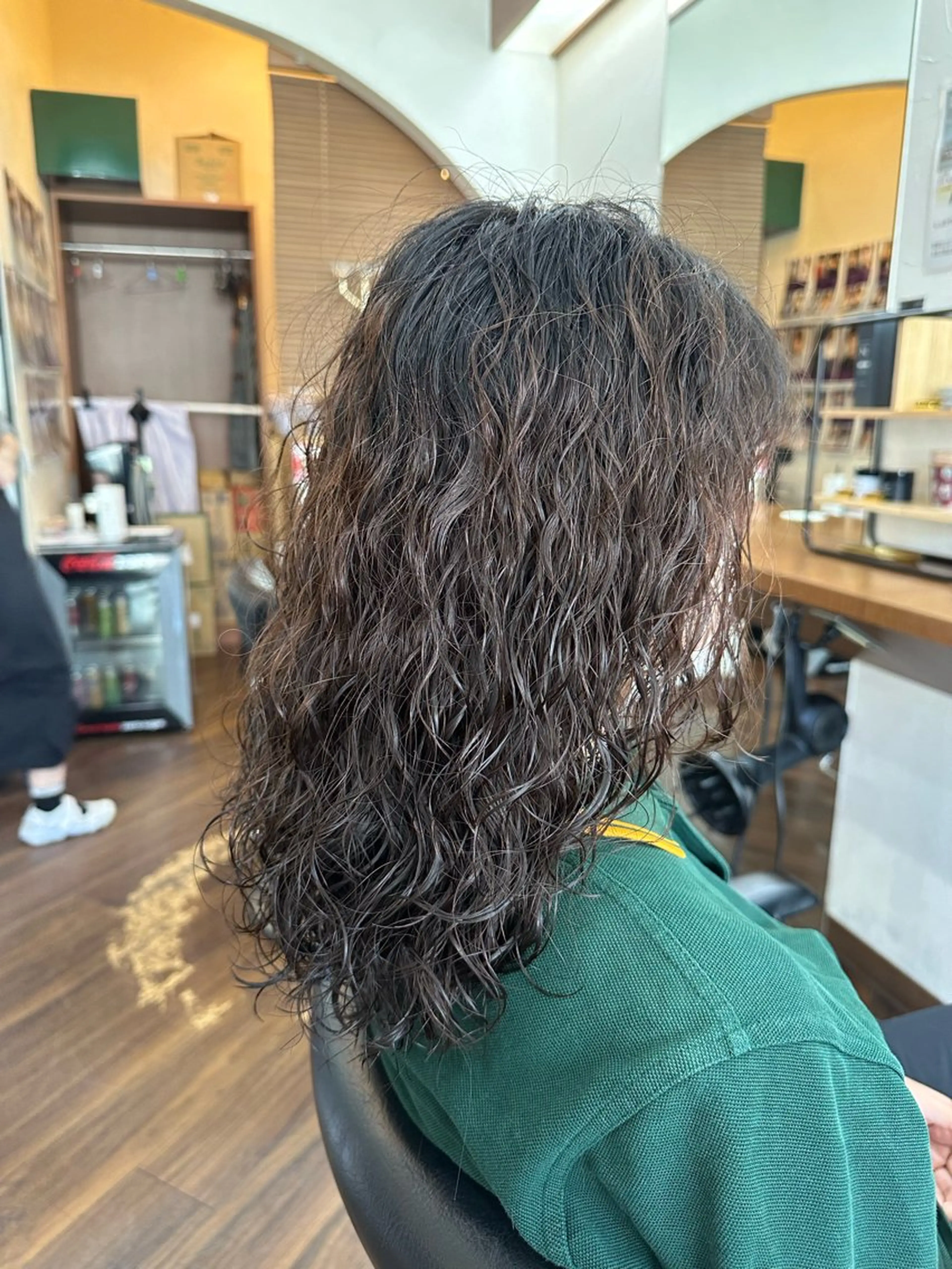 セミロング パーマ ON FLEEKのヘアスタイル