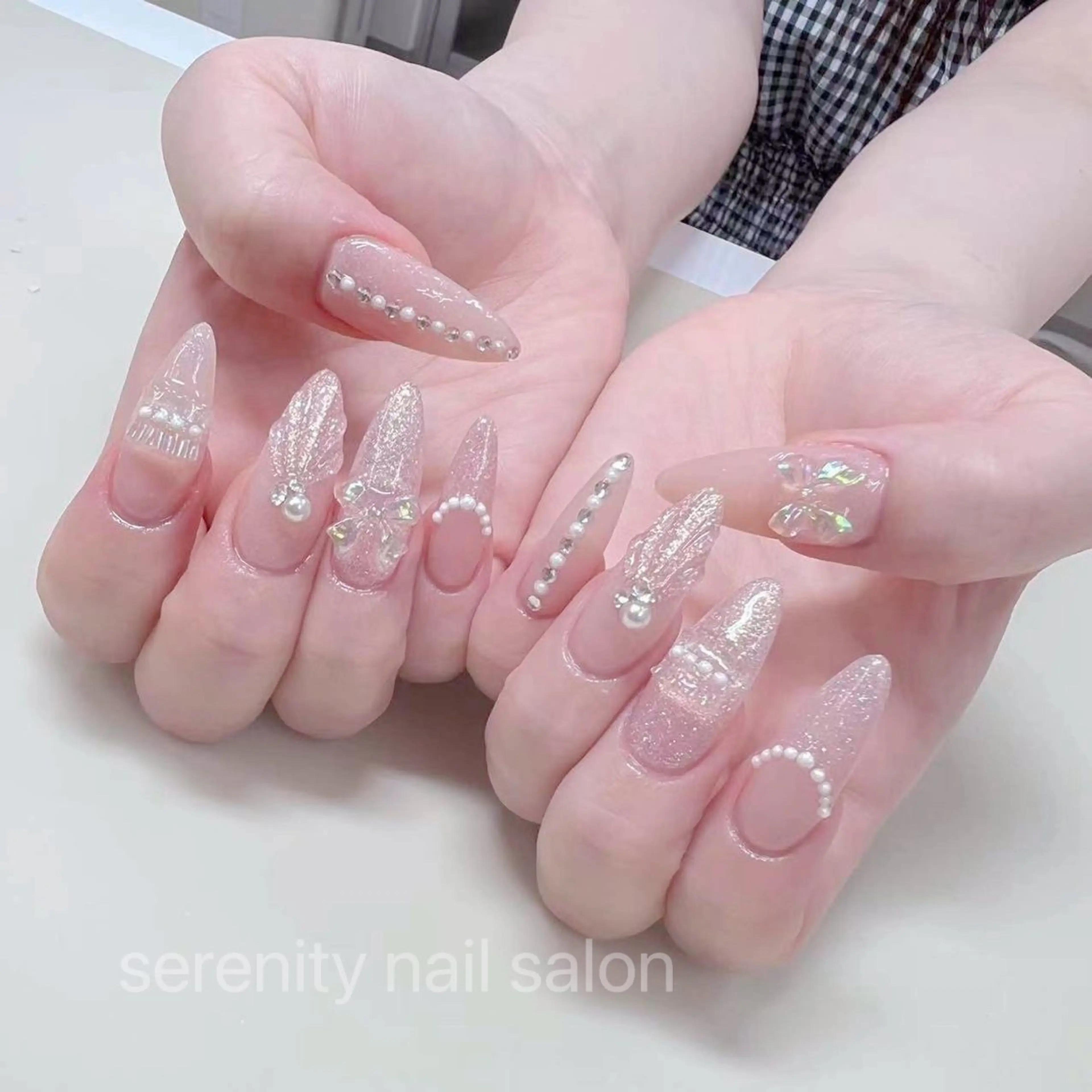 ネイル ハンドネイル ハンドケア ✨Serenity Nail salonのネイルデザイン
