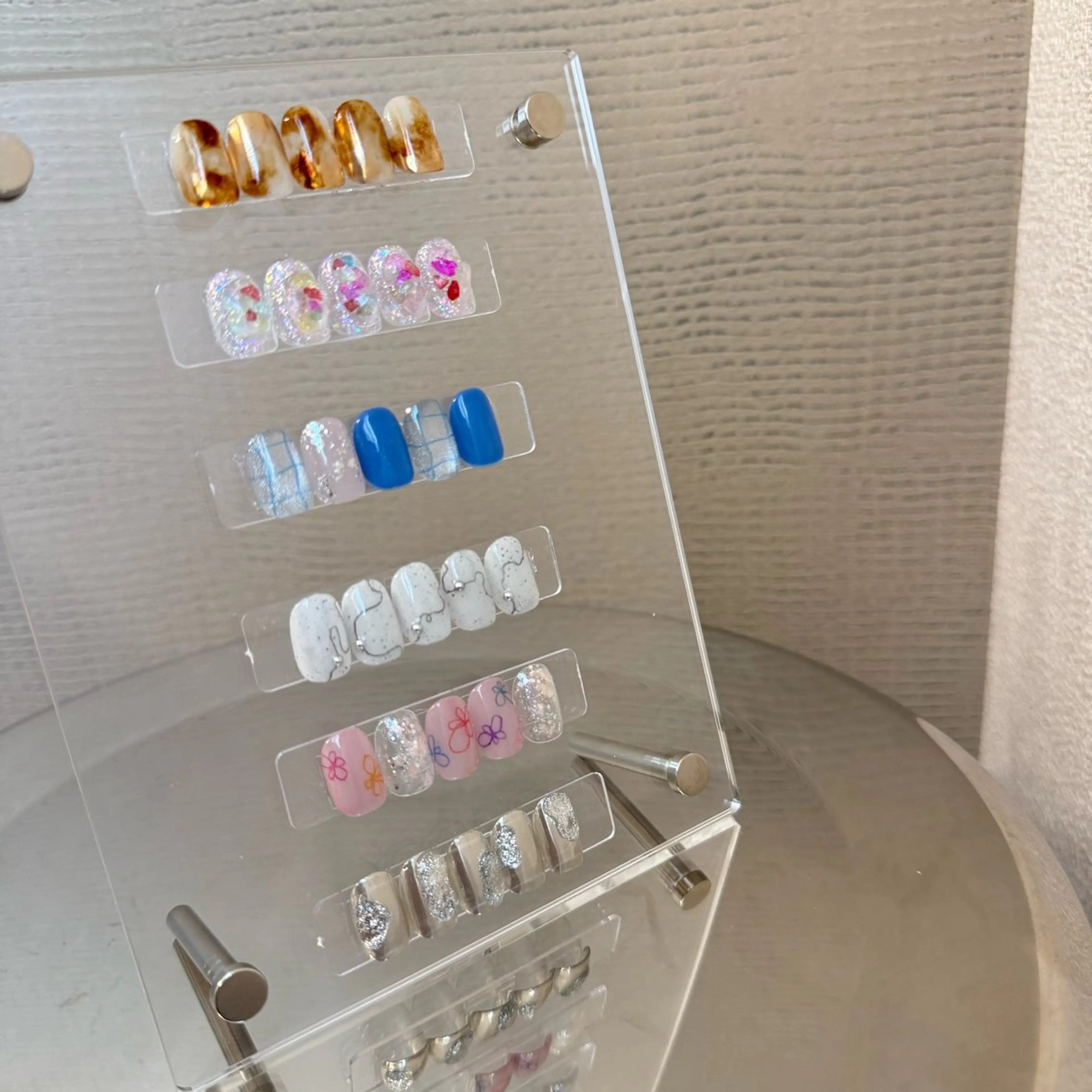 ネイル ジェルネイル 氷ネイル・うるうるネイル 韓国ネイル ラメ(グリッター) ミラーネイル ニュアンスネイル 💅🏻yuuiのネイルデザイン