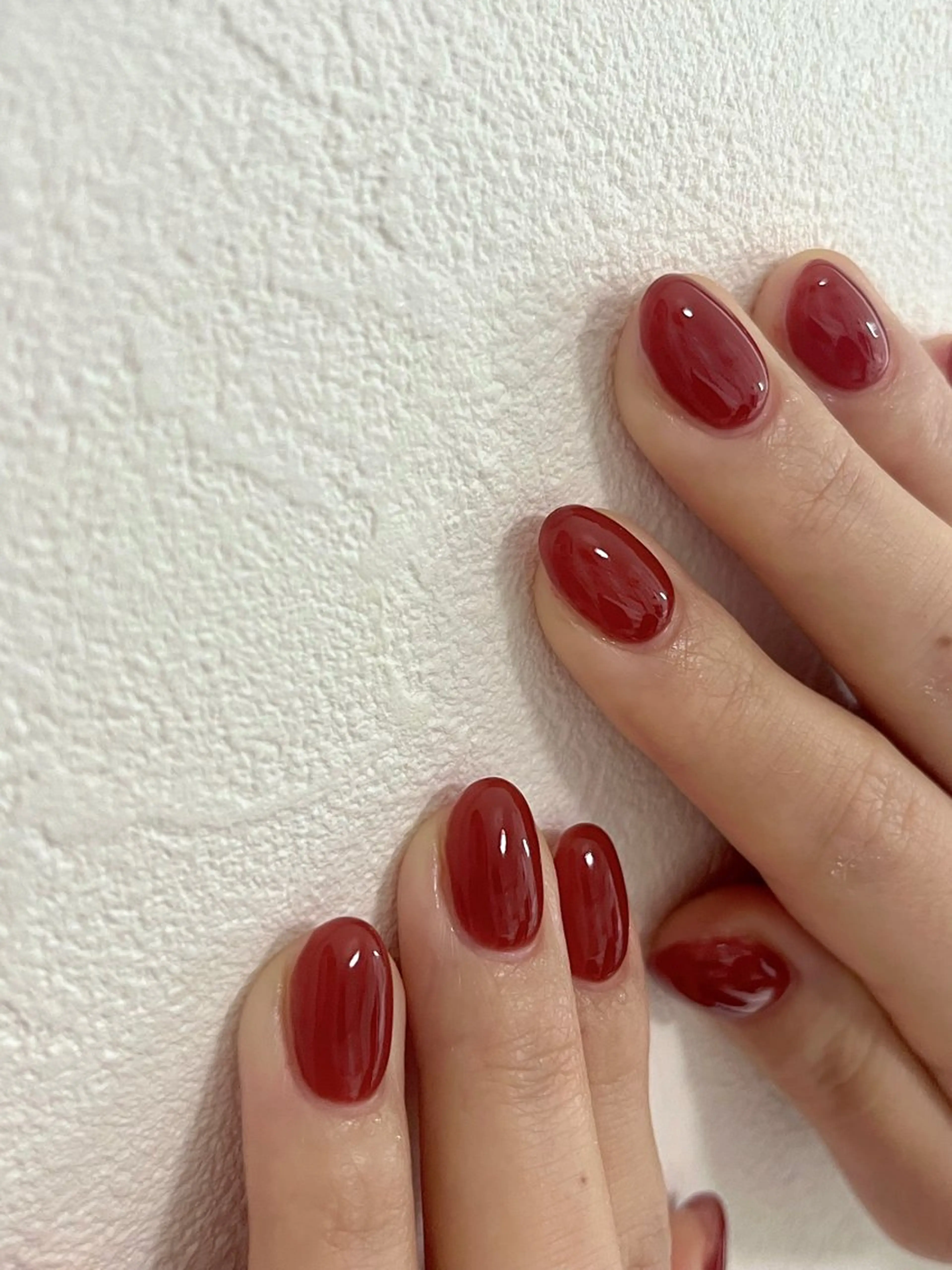 ネイル ラメ(グリッター) マグネットネイル ミラーネイル ワンカラーネイル 赤色 ハンドネイル Chipi Nailのネイルデザイン