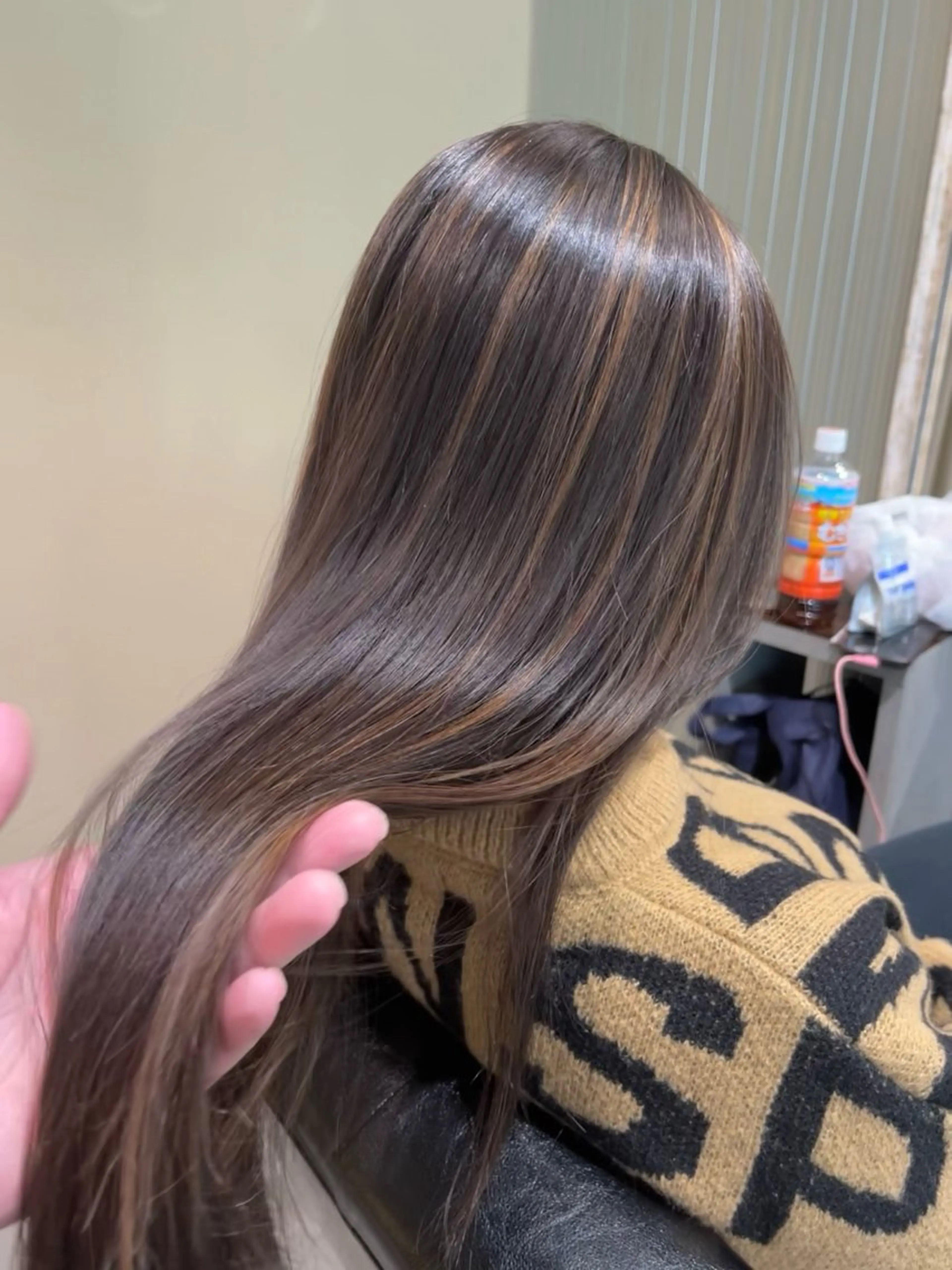 ロング カラー ベージュカラー ブリーチ ハイライトカラー ハイライト トリートメント ヘアカラー KIZU 髪質改善 オカルト怪談のヘアスタイル