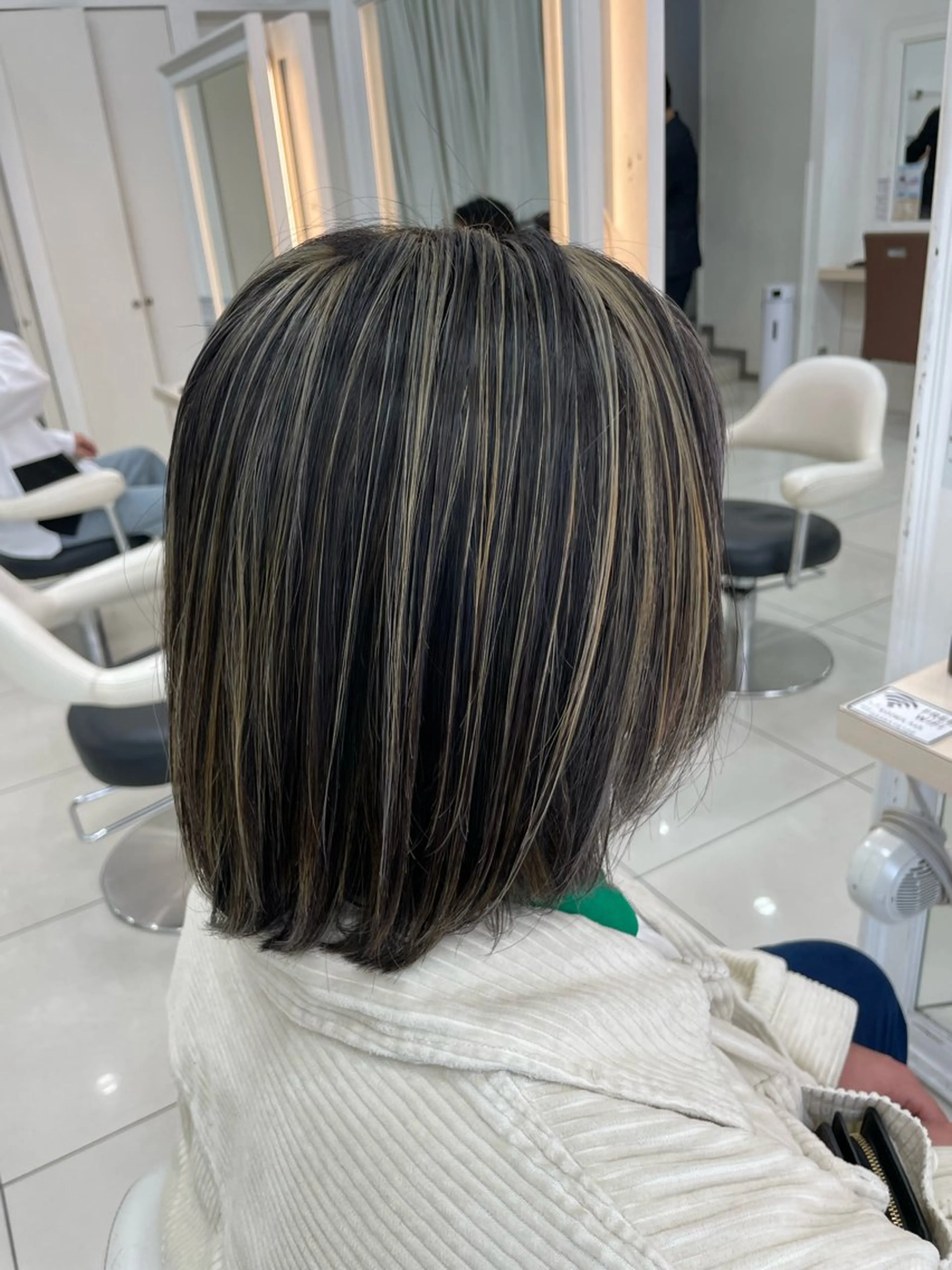 ショート カラー ✨️ツヤ髪✨️ 💫髪質改善💫間宮のヘアスタイル