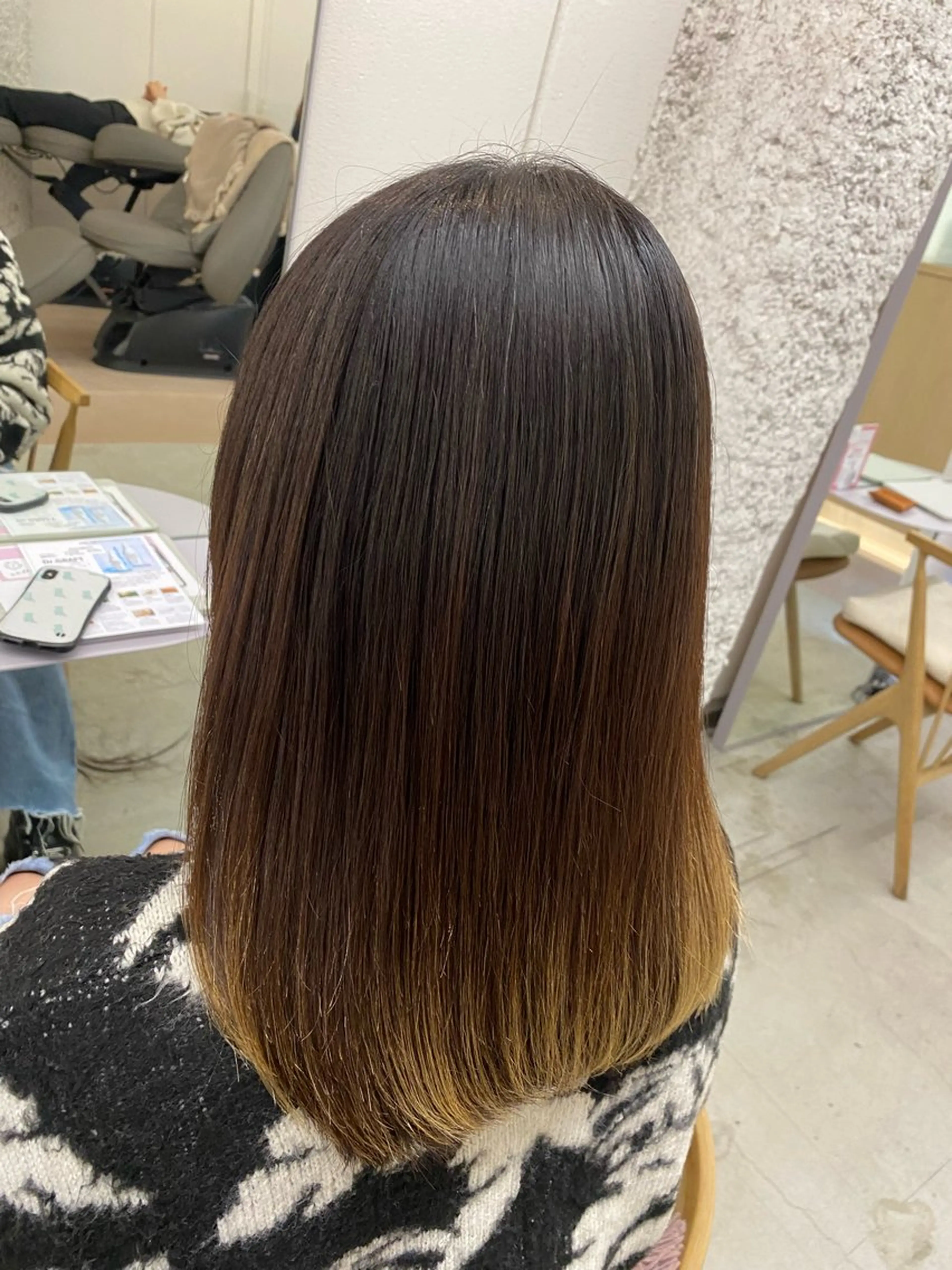 ミディアム カット 縮毛矯正 🌻花屋併設🌻濱 幸帆のヘアスタイル