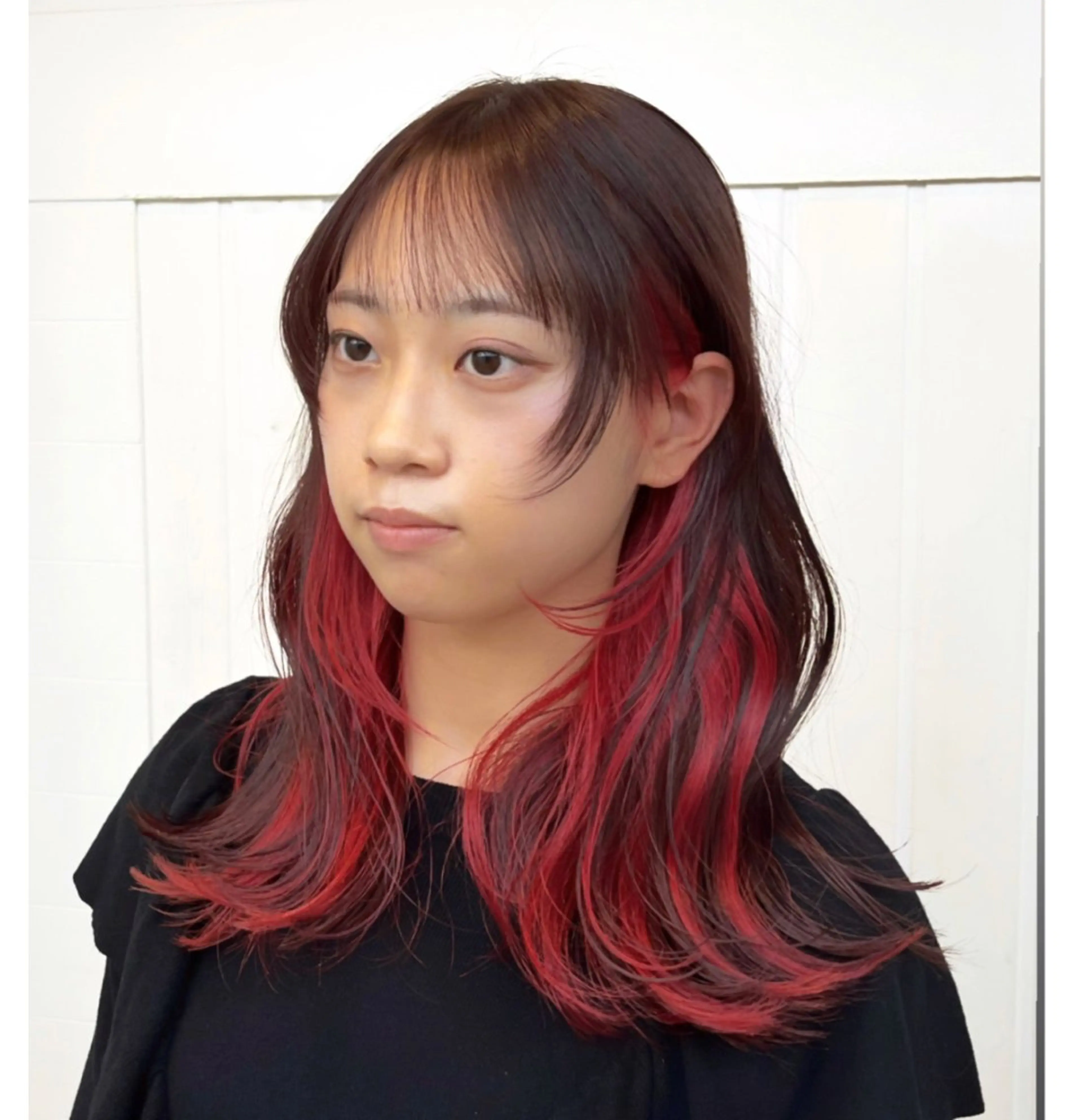 ミディアム カラー パーマ ヘアアレンジ メンズ メンズバレイヤージュ メンズブリーチ メンズハイライト メンズハイトーン メンズインナーカラー ®️レイヤー/透明感 カラー/星野六三四のヘアスタイル