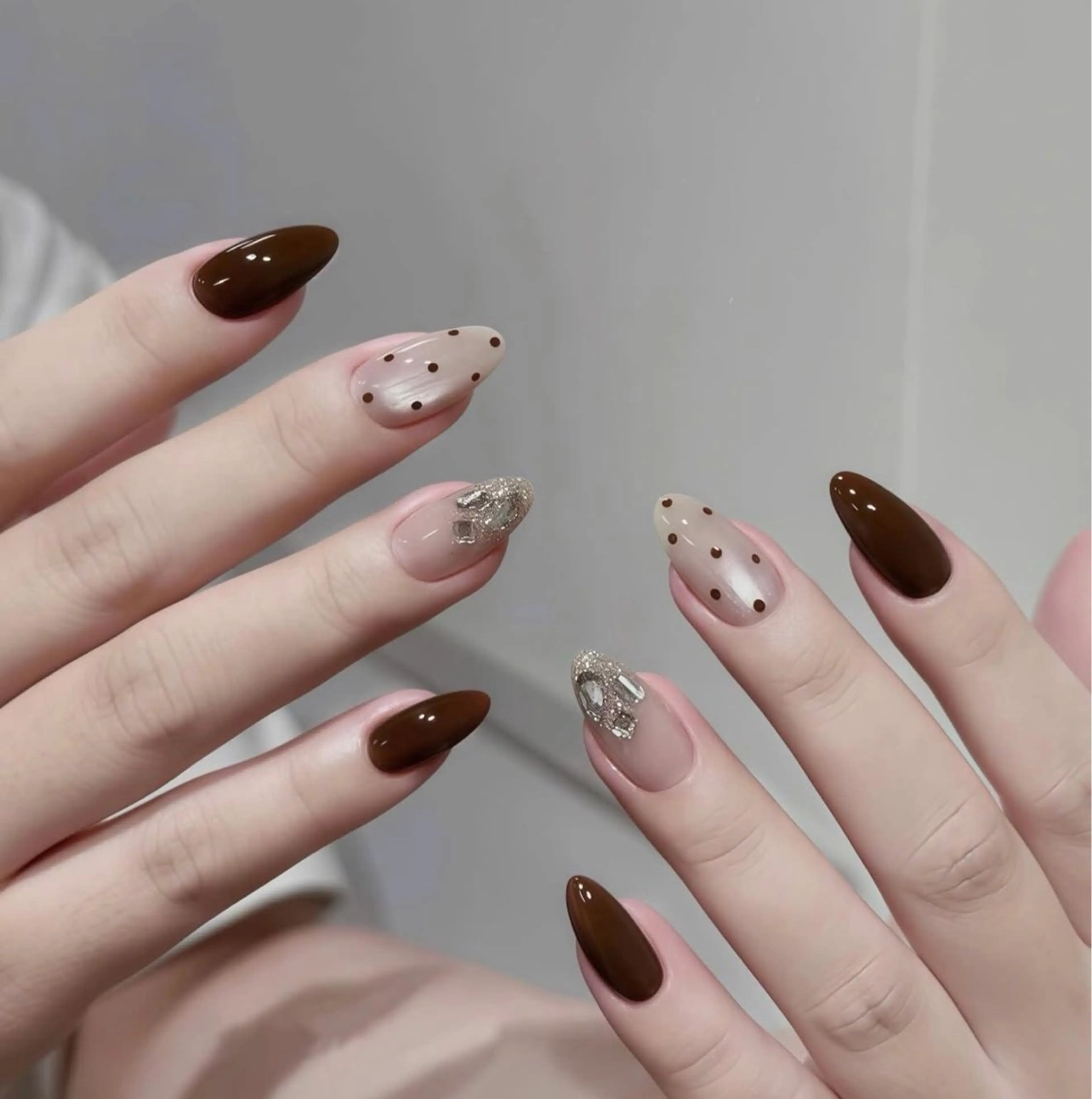 ネイル アートネイル 成人式 ジェルネイル ニュアンスネイル ネイルチップ Kora Nailのネイルデザイン