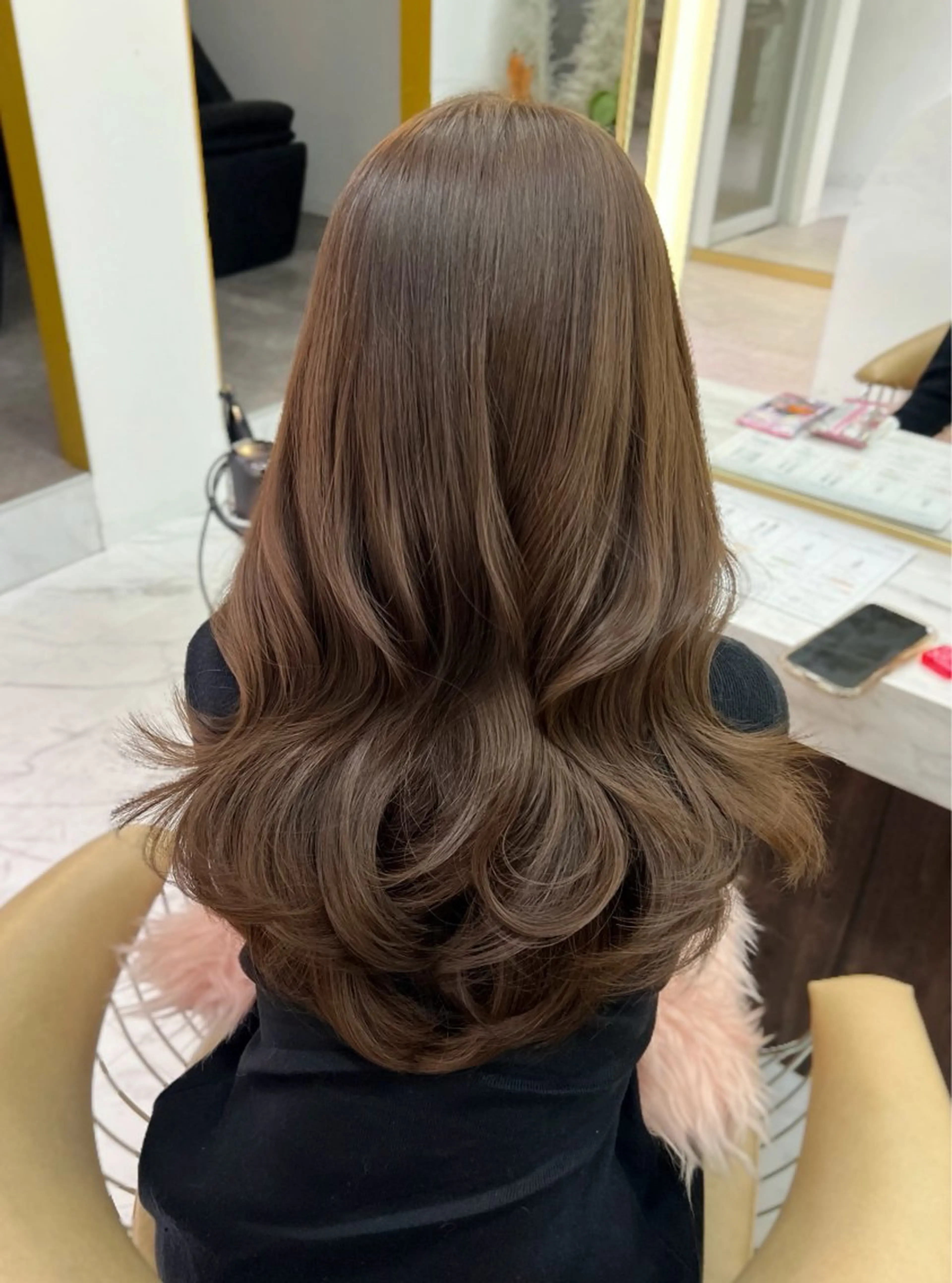 ロング カラー カット ヘアカラー トリートメント kumu 栄のヘアスタイル