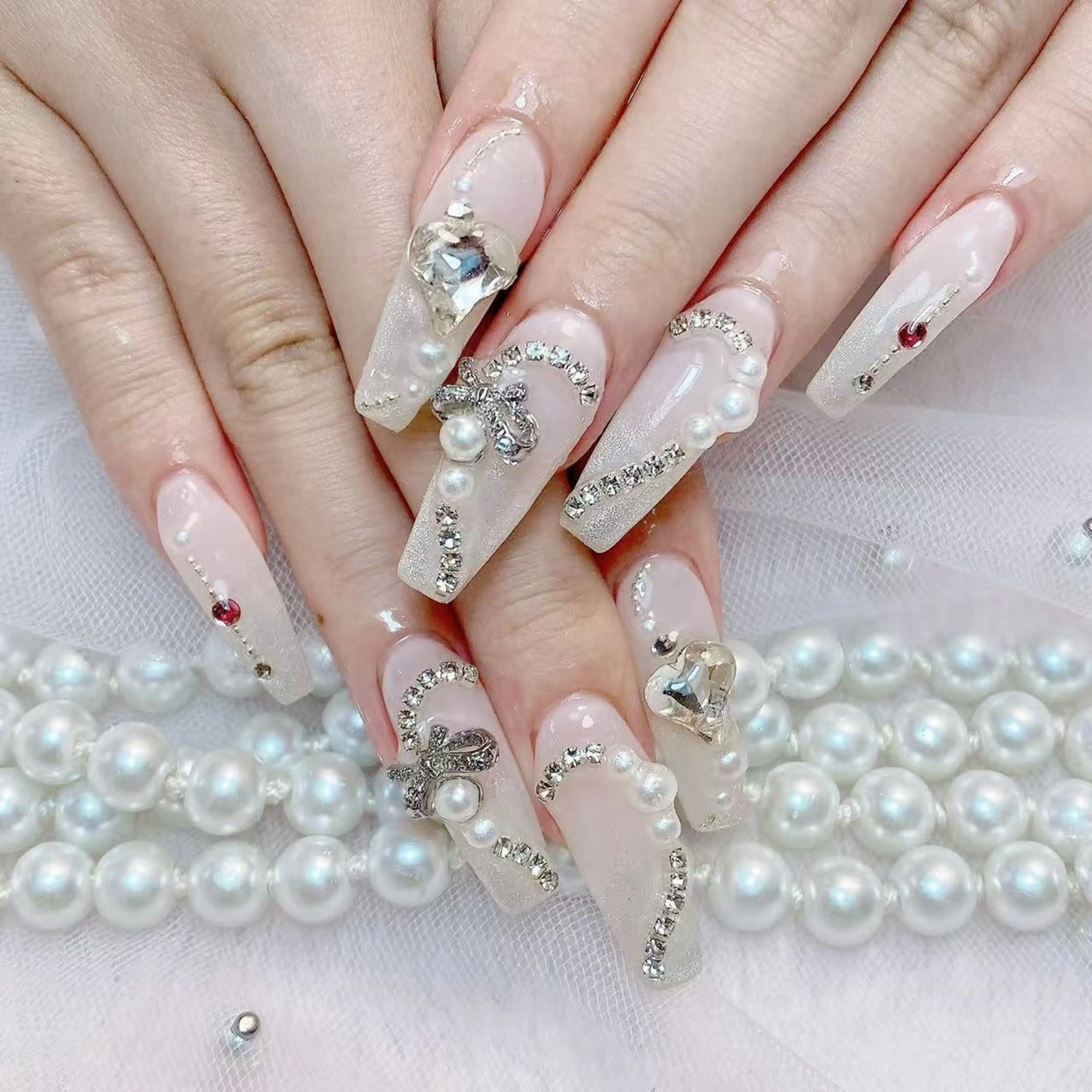 ネイル チョウ チョウのネイルデザイン