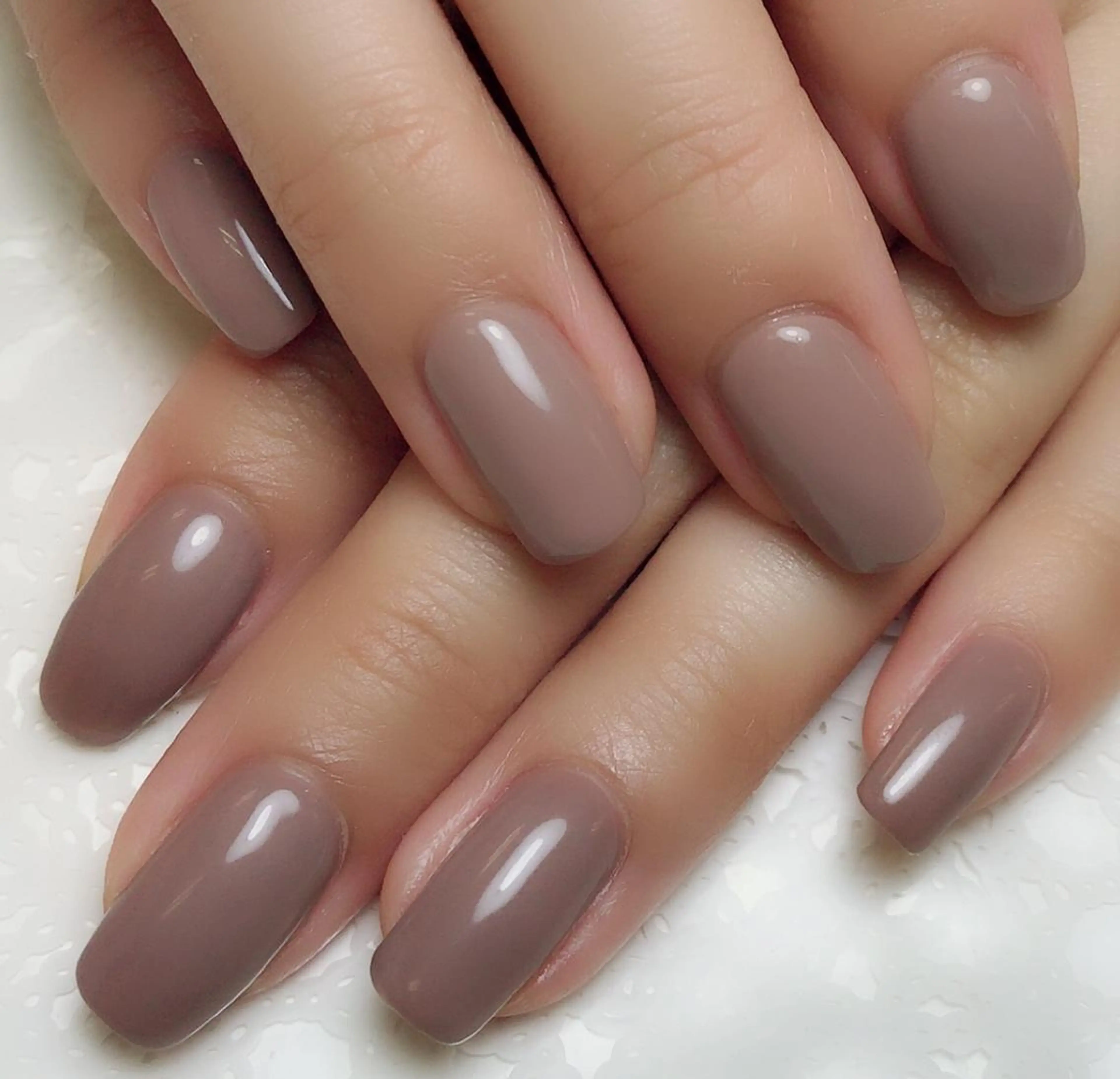 ネイル ワンカラーネイル ハンドネイル ラウバイマノマノ なかざとのネイルデザイン