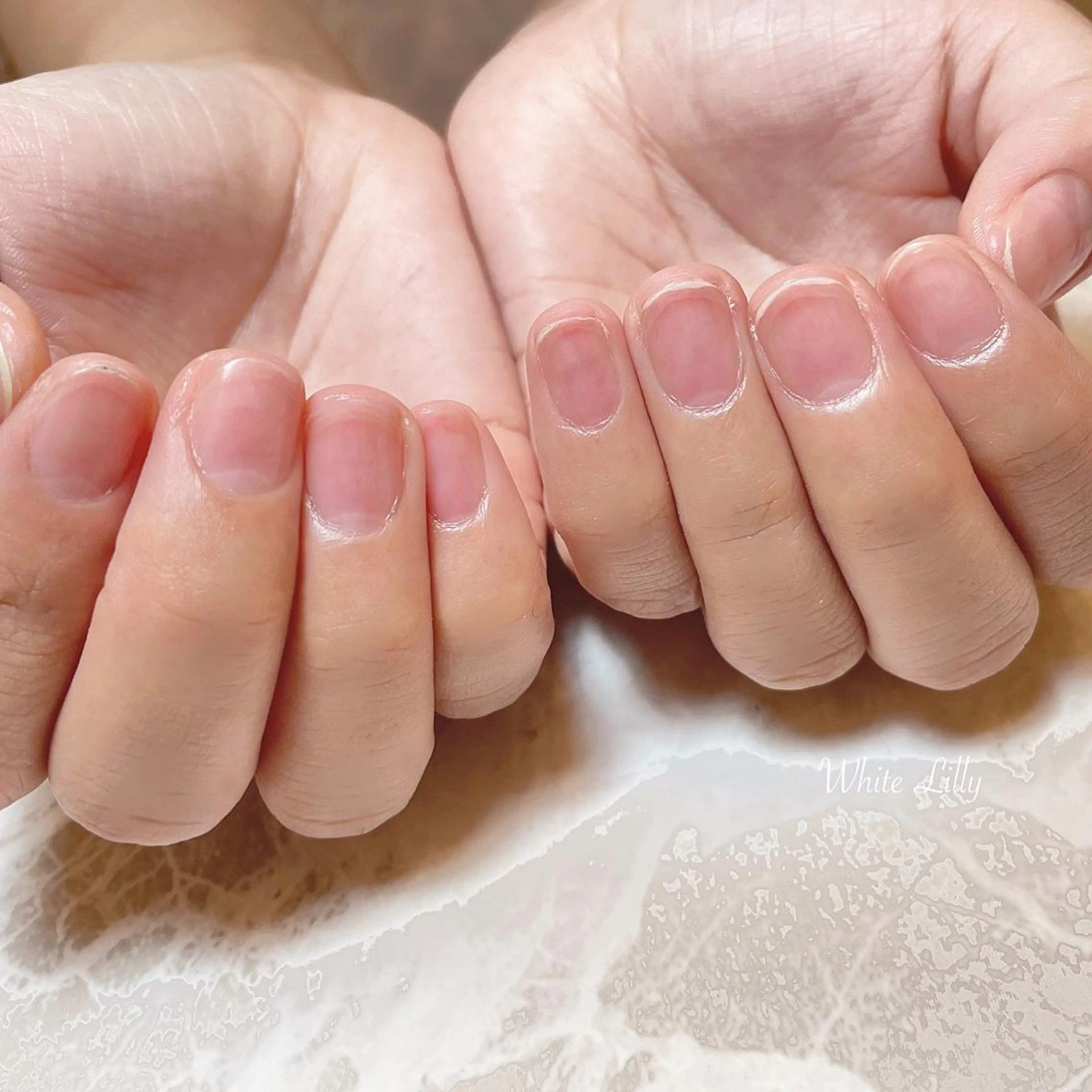 ネイルケア♫爪磨きまで♫ジェルを塗ったかのような仕上がり♫ネイルを楽しめない方、自爪を健康に保ちたい方も是非♫の写真