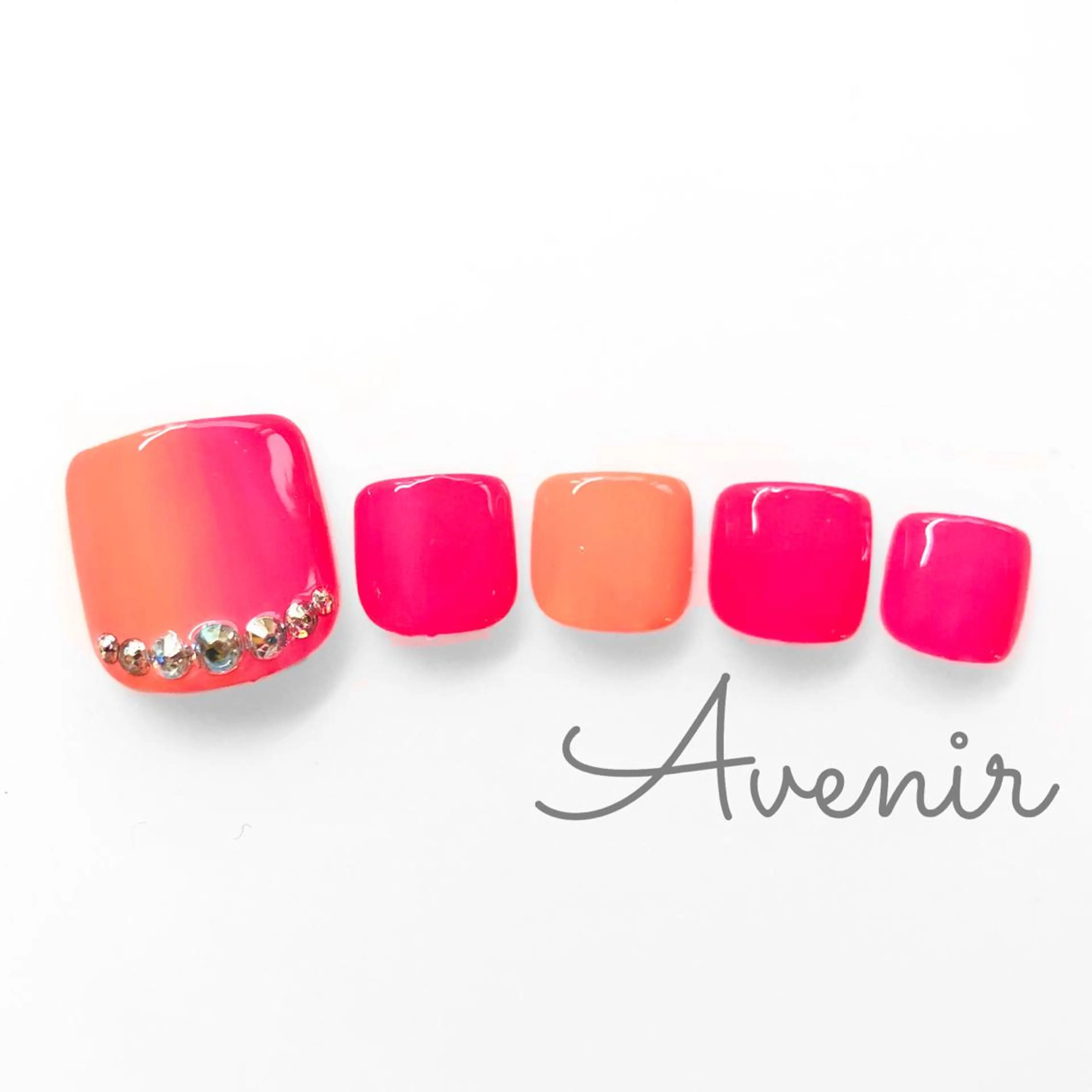 ネイル Avenir 表参道 nail＆eye予約のネイルデザイン