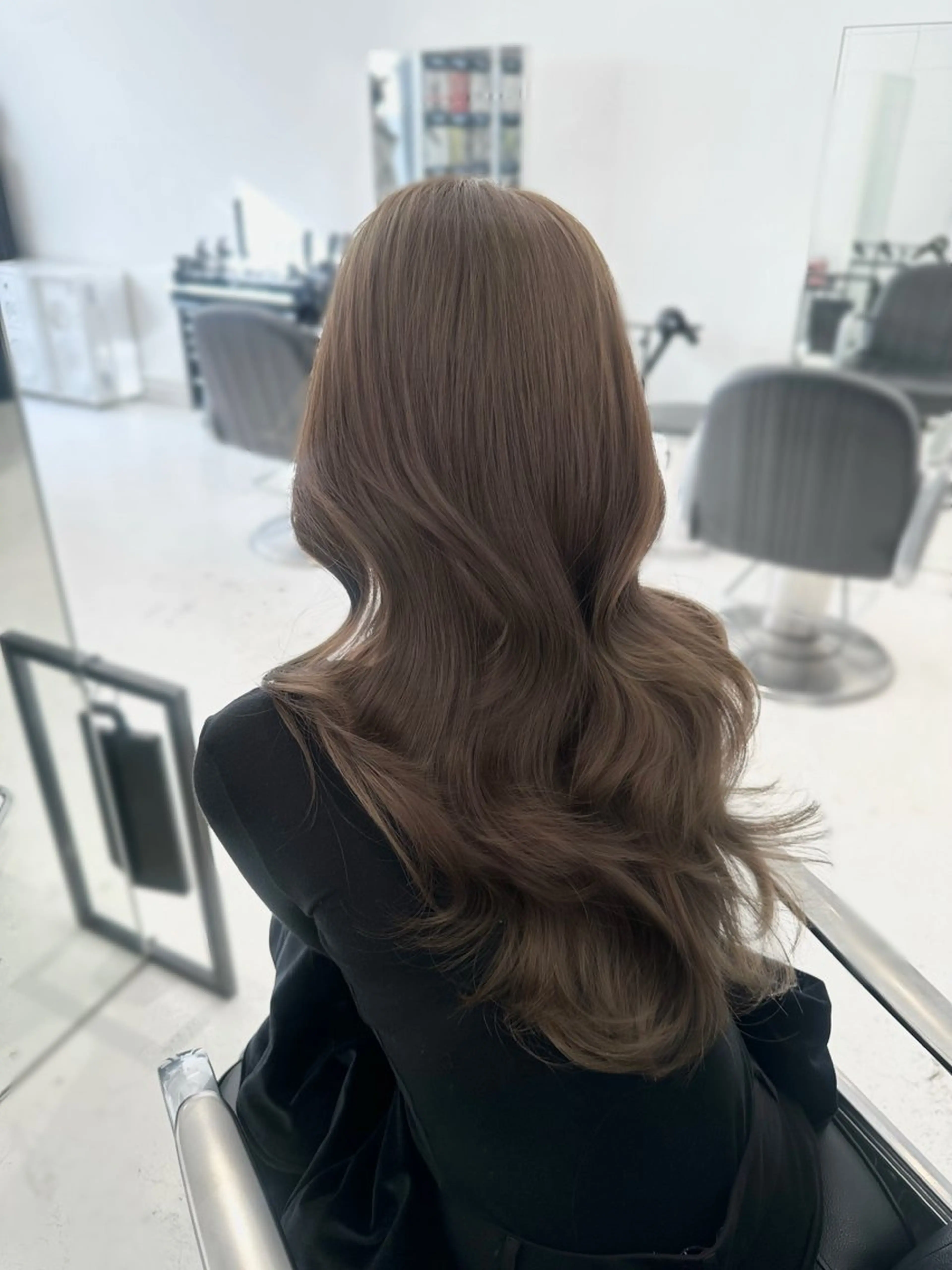 ロング カラー カット ヘアカラー 🎀ツヤ髪/韓国 ヘアミカ🎀のヘアスタイル