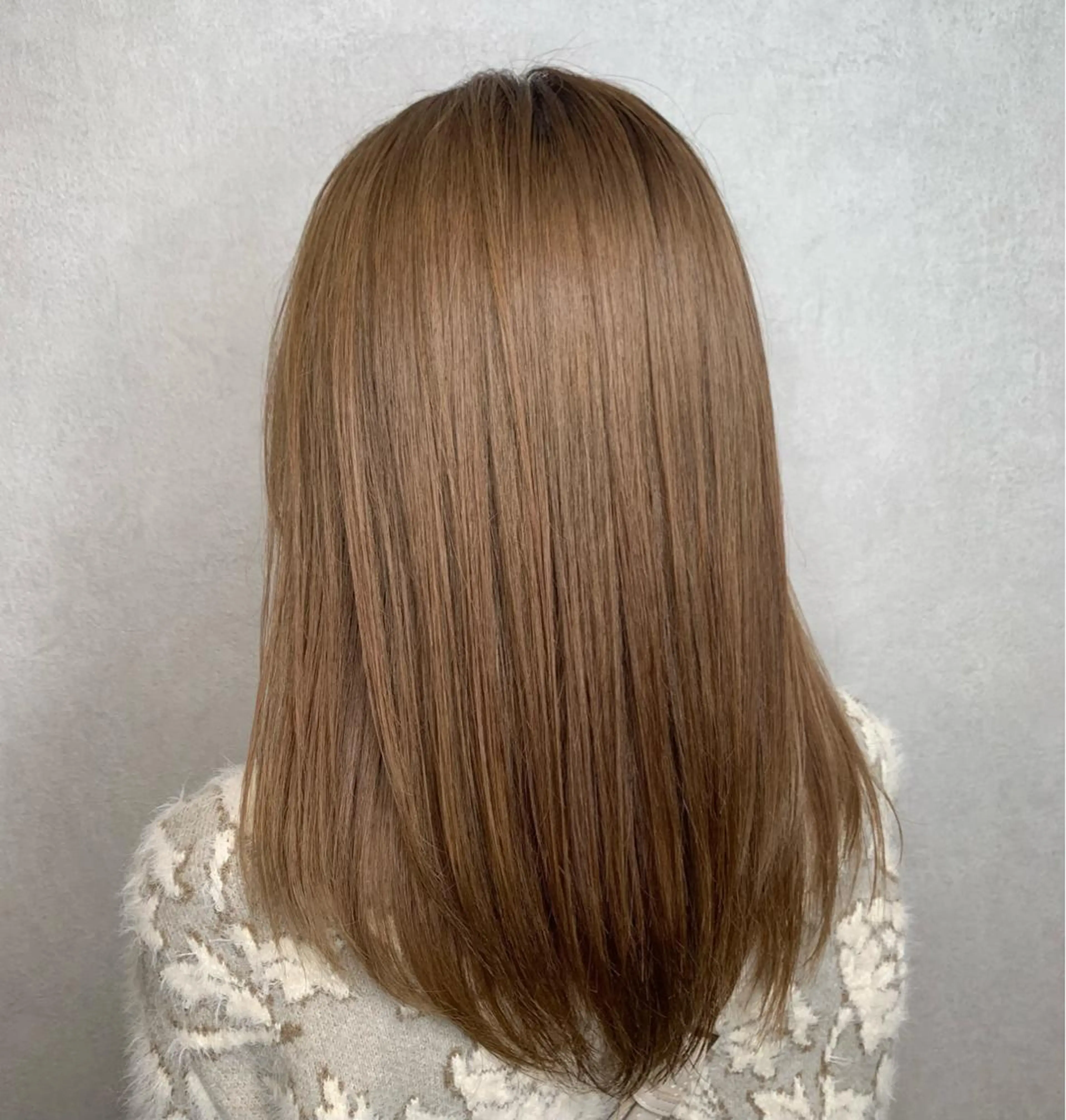 セミロング mimiiy梅田 中崎町ハイトーンのヘアスタイル