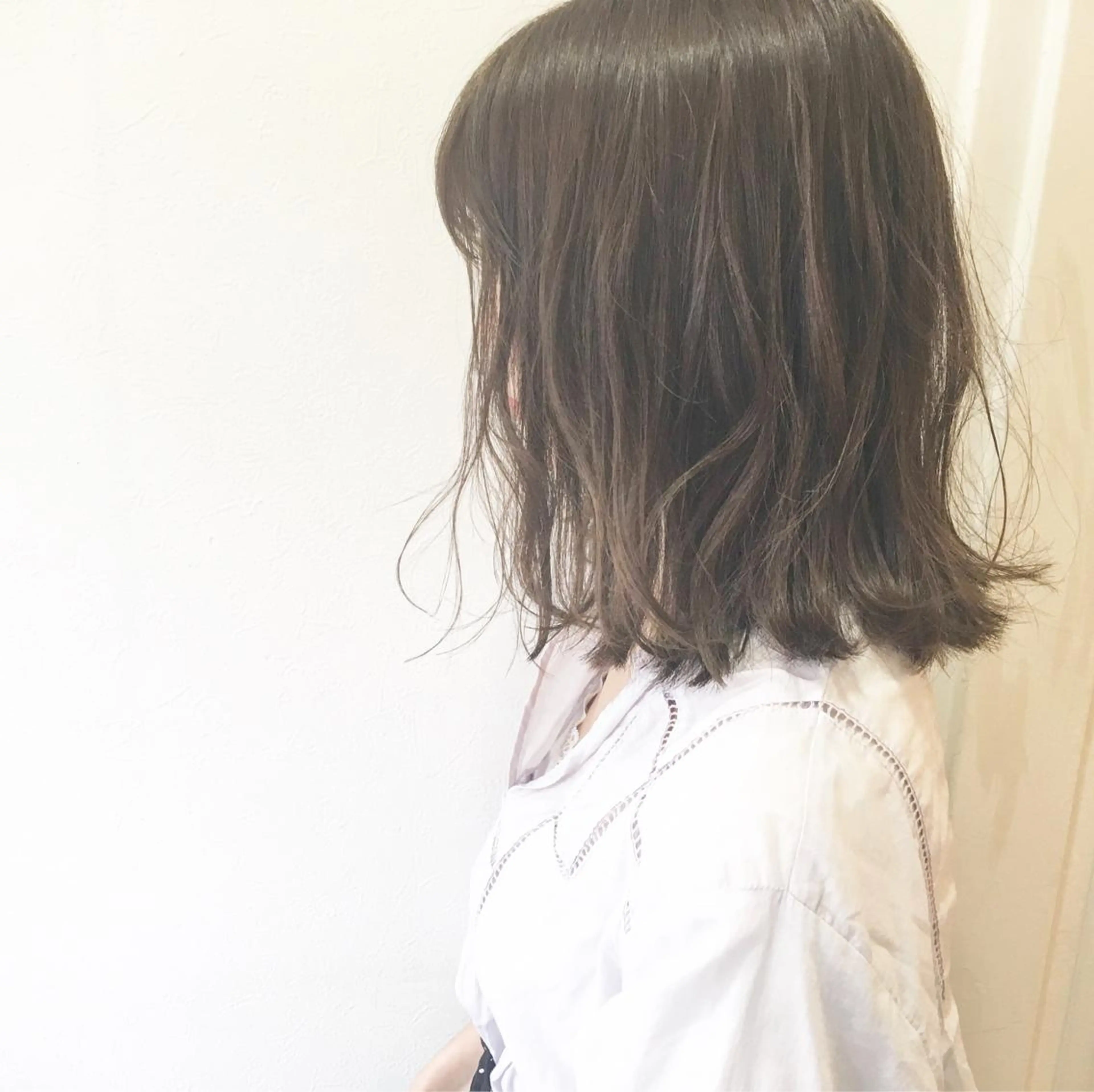 ミディアム カラー アッシュ アッシュグレー yuki hair所属・yuki watanabeのヘアスタイル