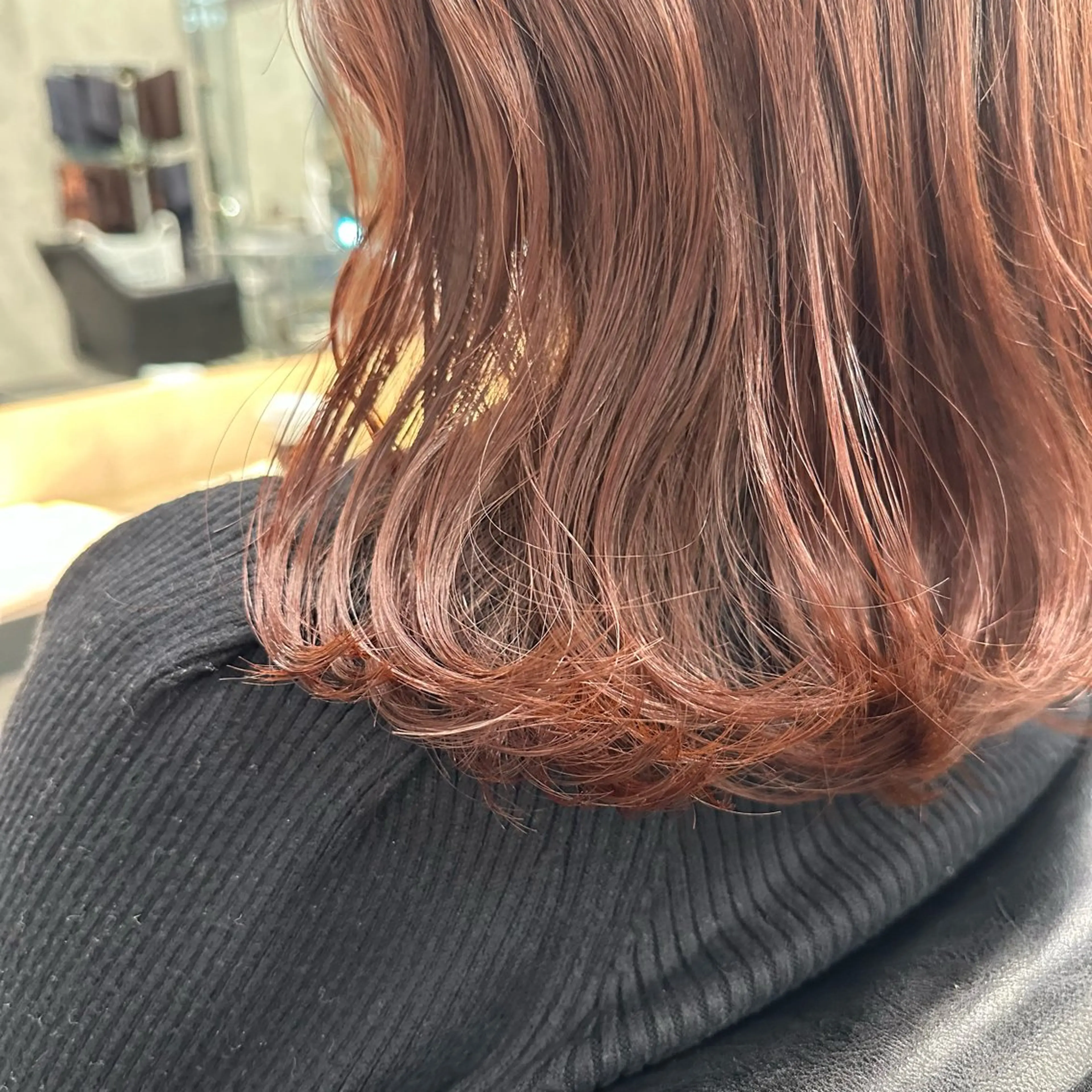 カラー Misora/ボブ/ レイヤー/艶カラーのヘアスタイル