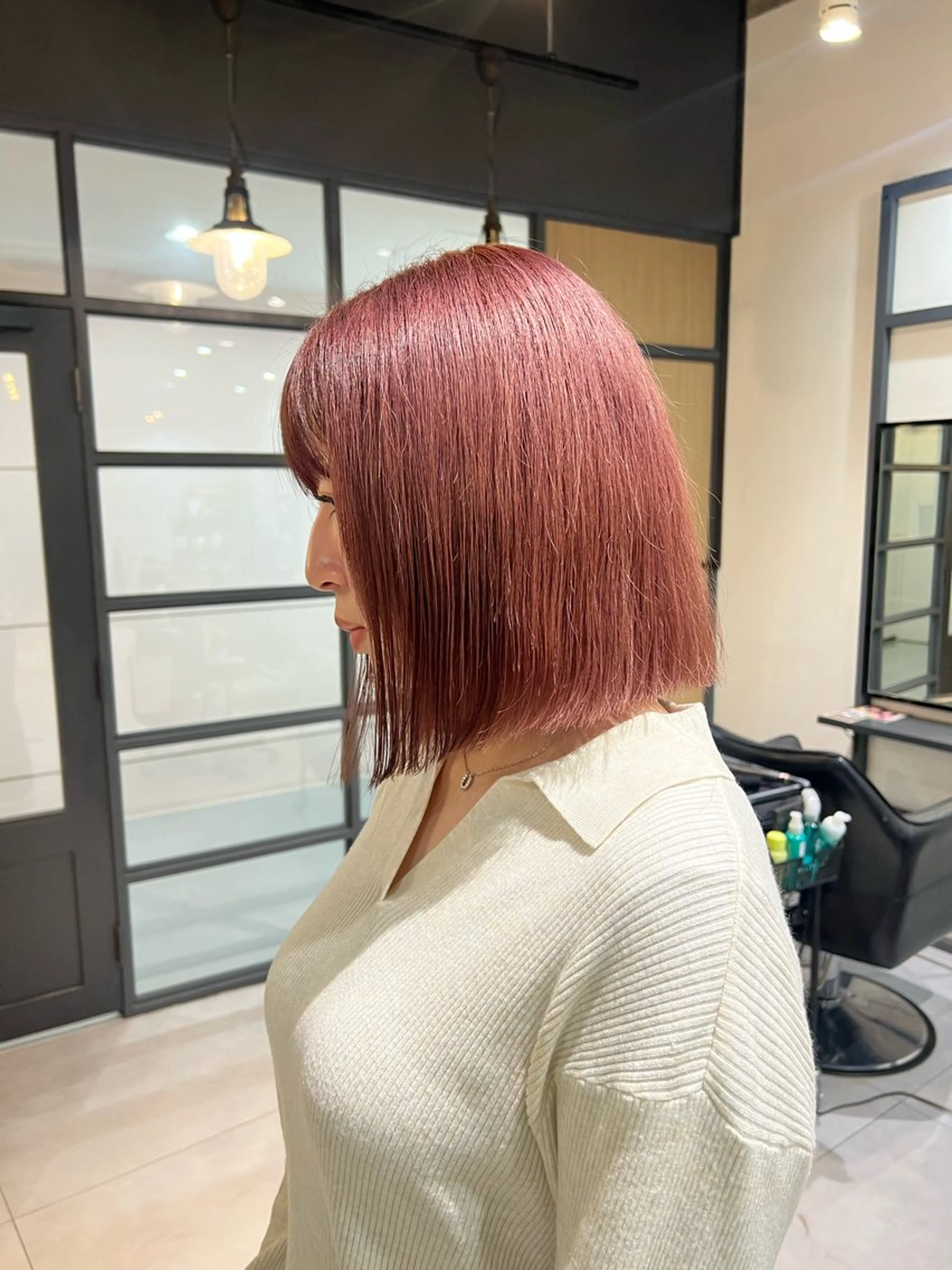 ショート カラー Neale. ユメのヘアスタイル