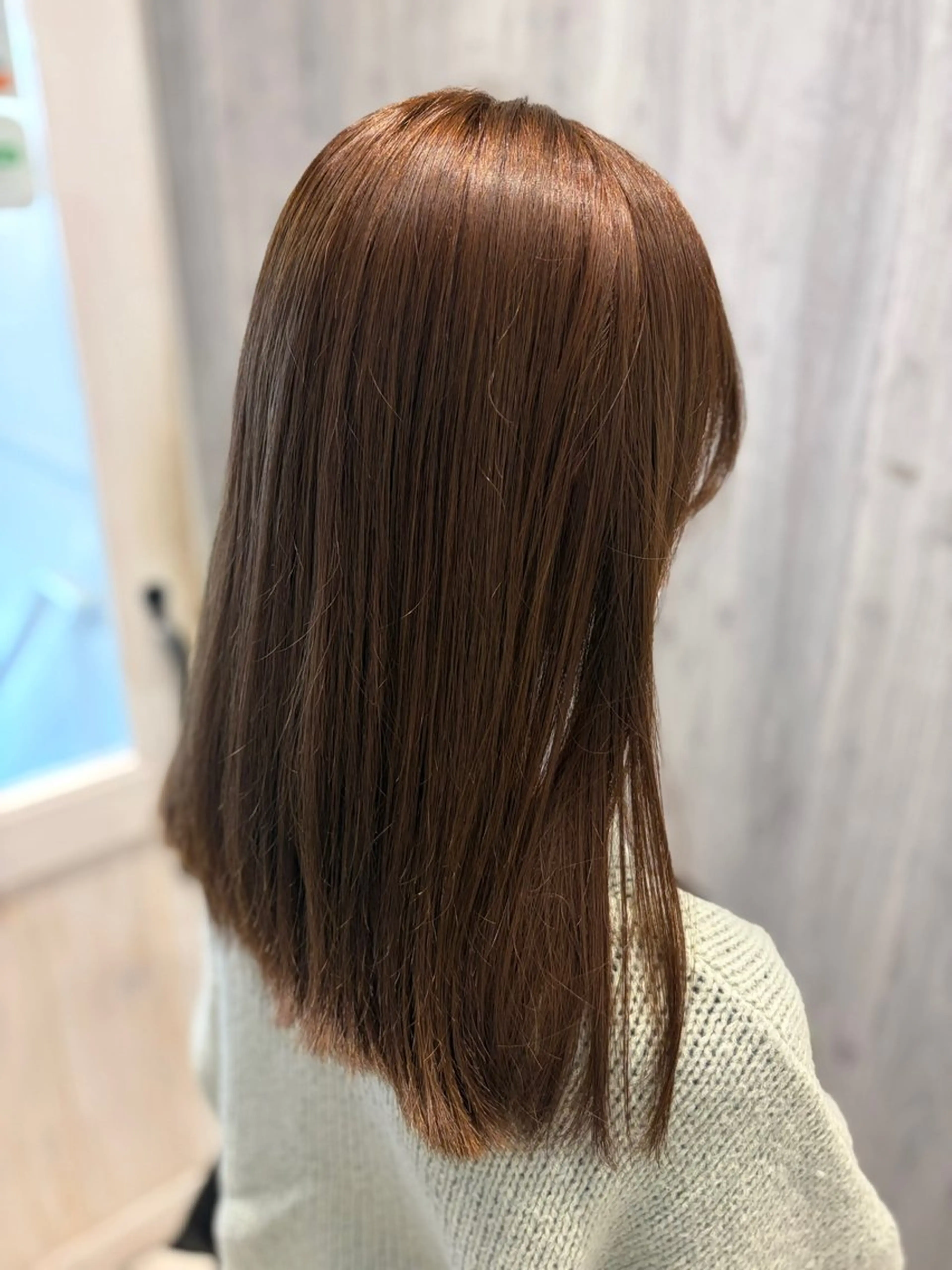 ミディアム カラー ブリーチ トリートメント ヘアカラー りゅうせい ／モデル募集中のヘアスタイル