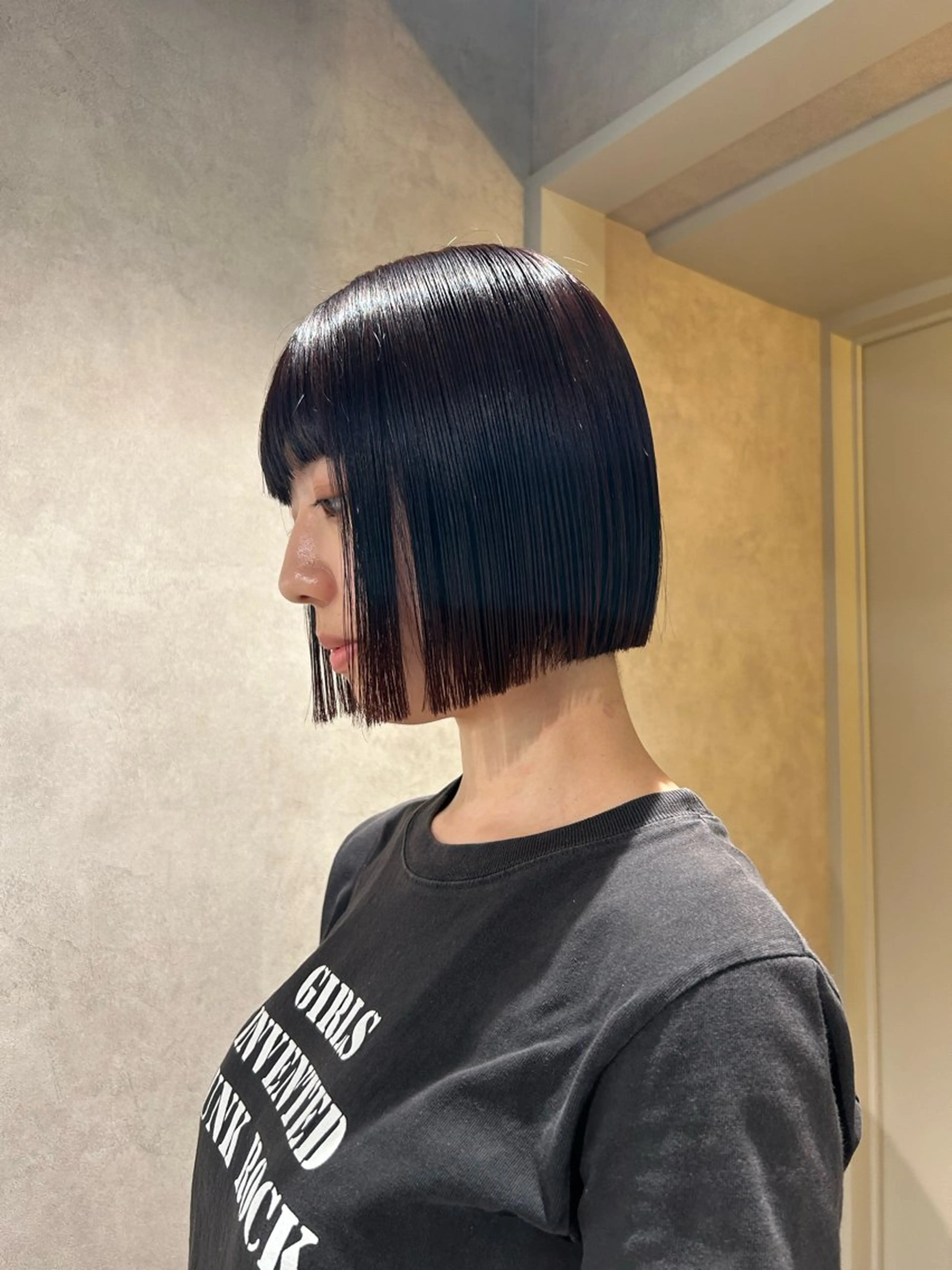 ショート カラー レッドカラー ボブ カット ayano🍒パーマ 暖色カラーのヘアスタイル