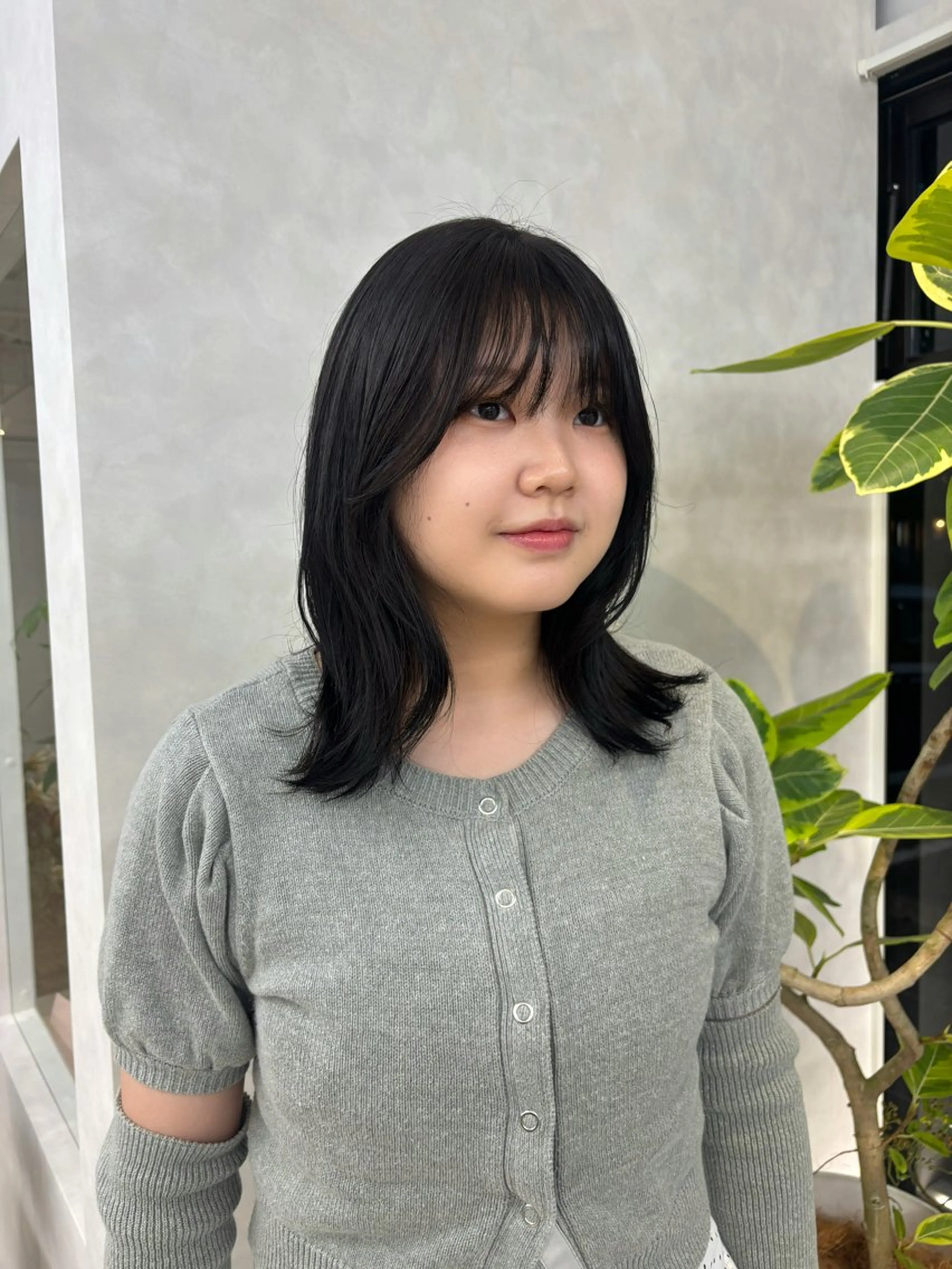 セミロング カラー yoshino /ナチュラル縮毛のヘアスタイル