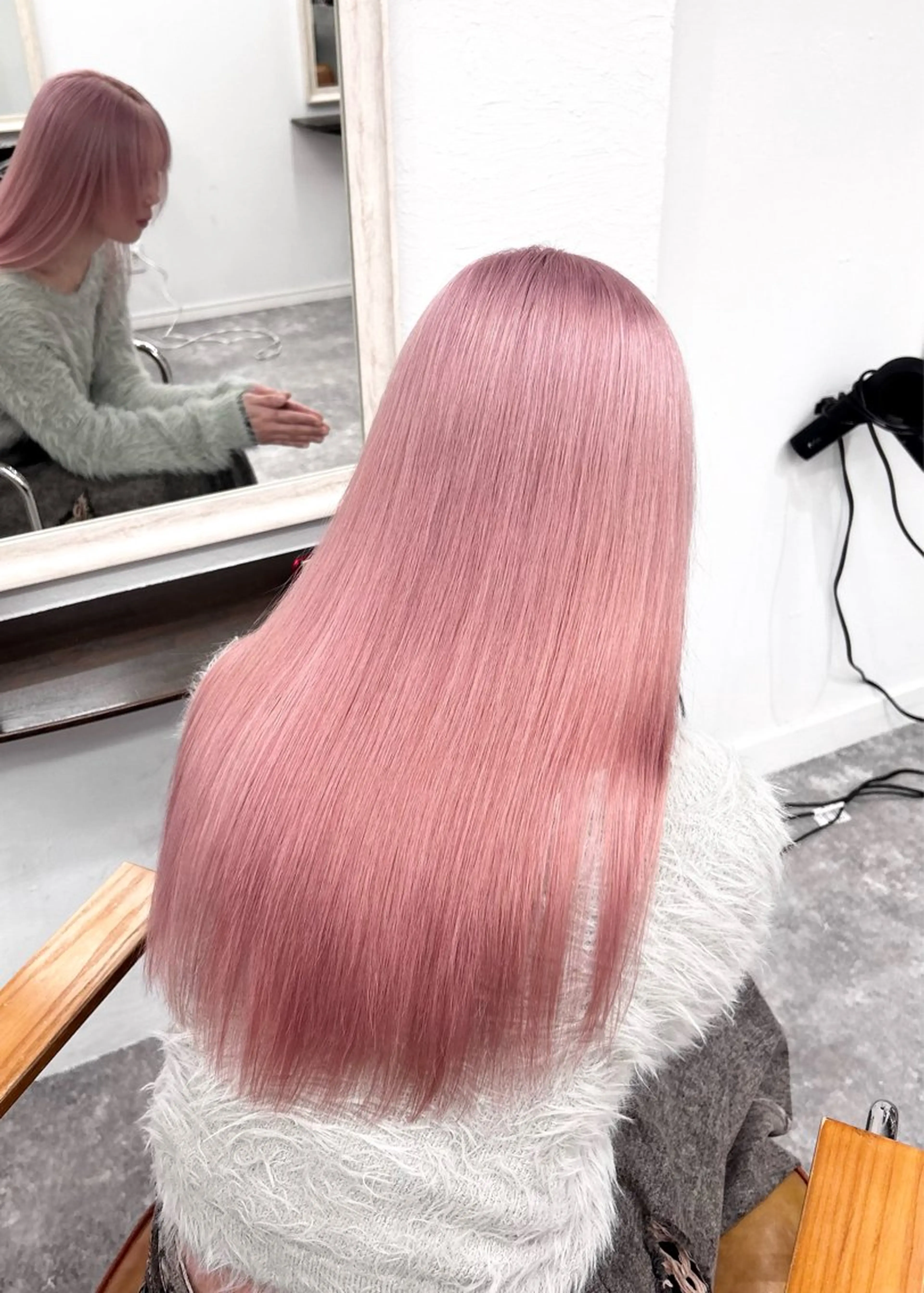 複雑履歴さん必見！他店ブリーチムラ修正✨「今1番ダメージレスなエフェクトブリーチ使用」の写真