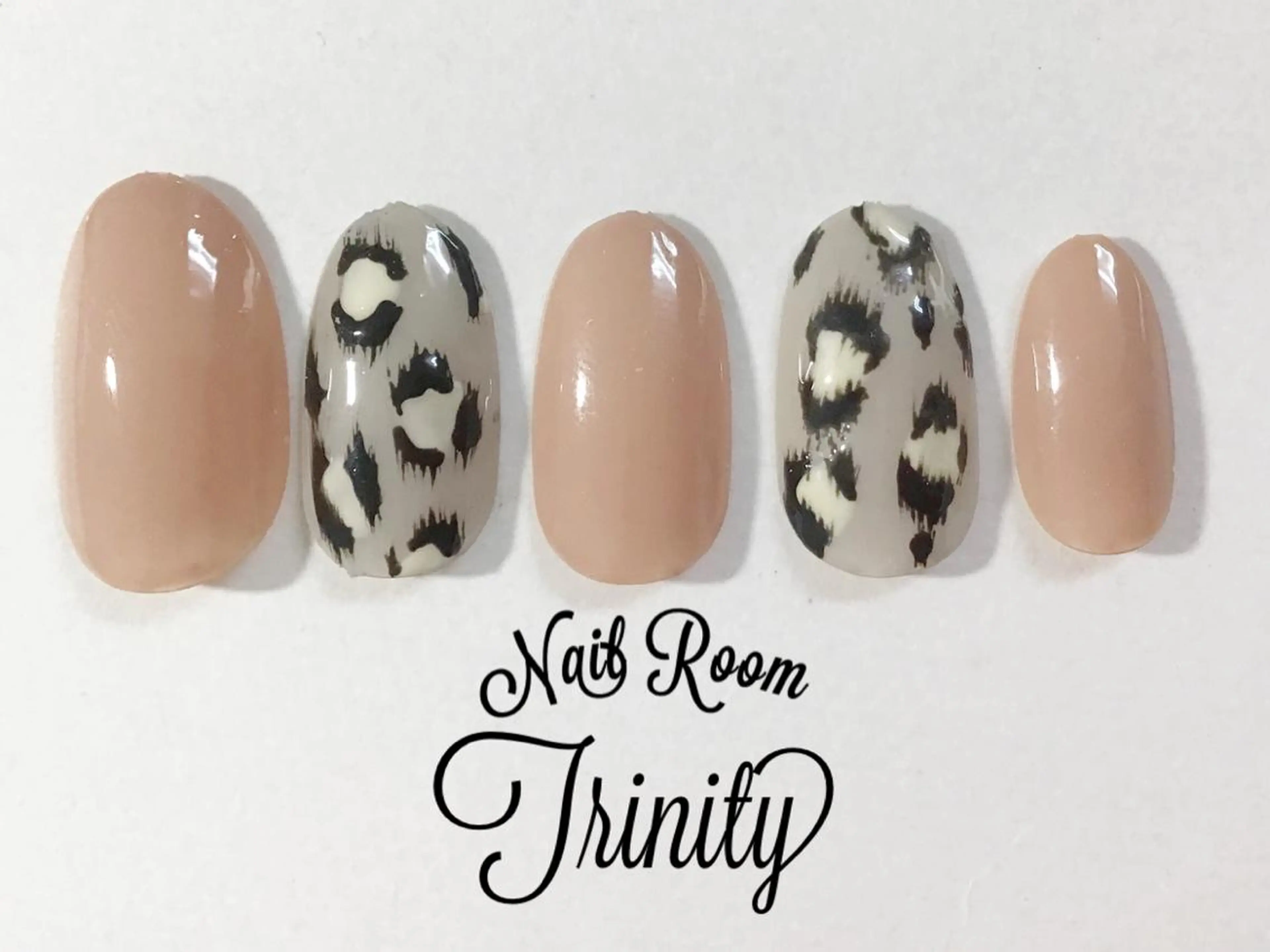 ネイル ハンドネイル Trinity staffのネイルデザイン