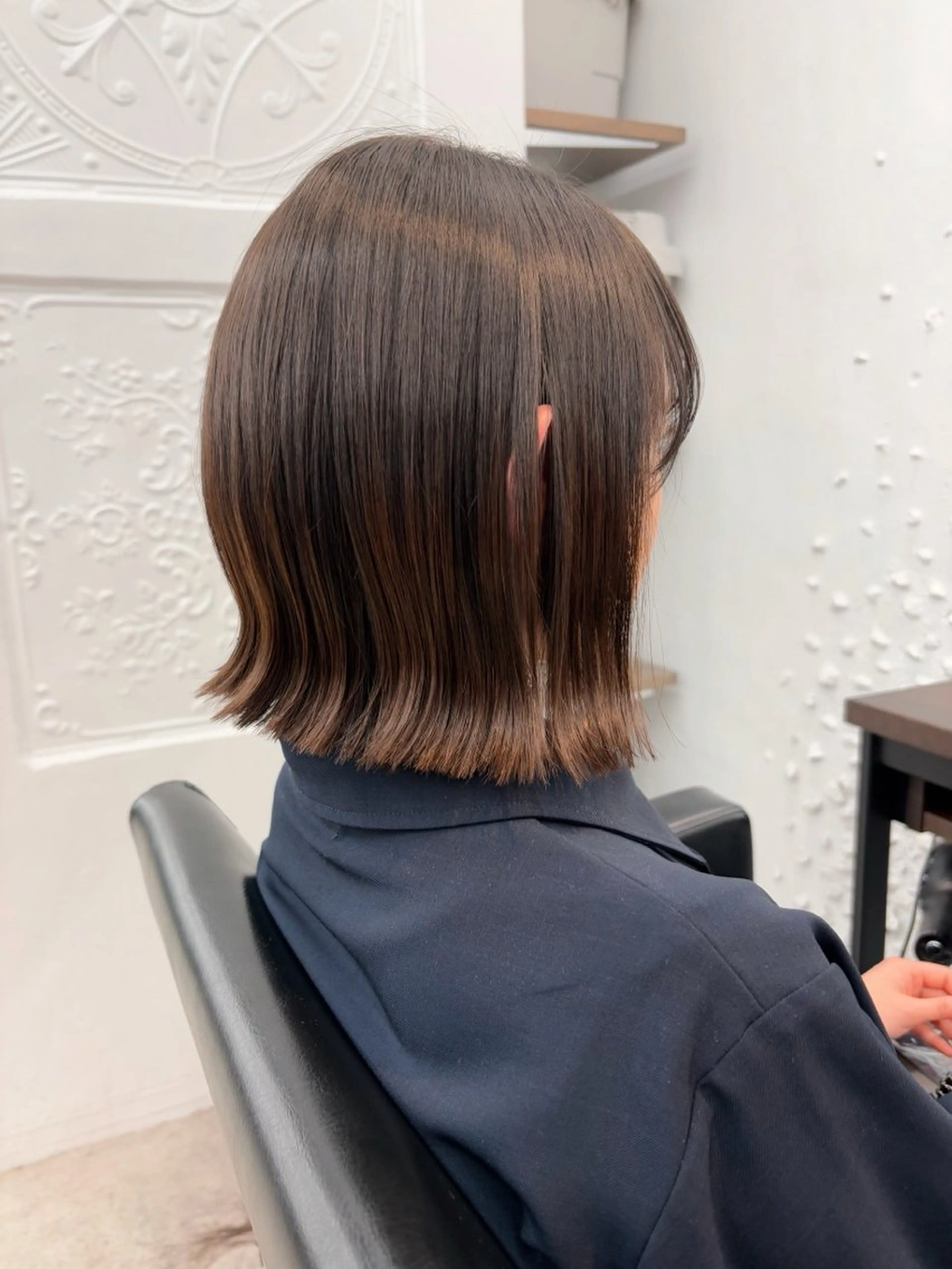 ショート カラー ヘアアレンジ 透明感カラー グレージュ ボブ 外ハネヘア 🌱ボブ/レイヤー/ ベージュ/あやみ✨のヘアスタイル