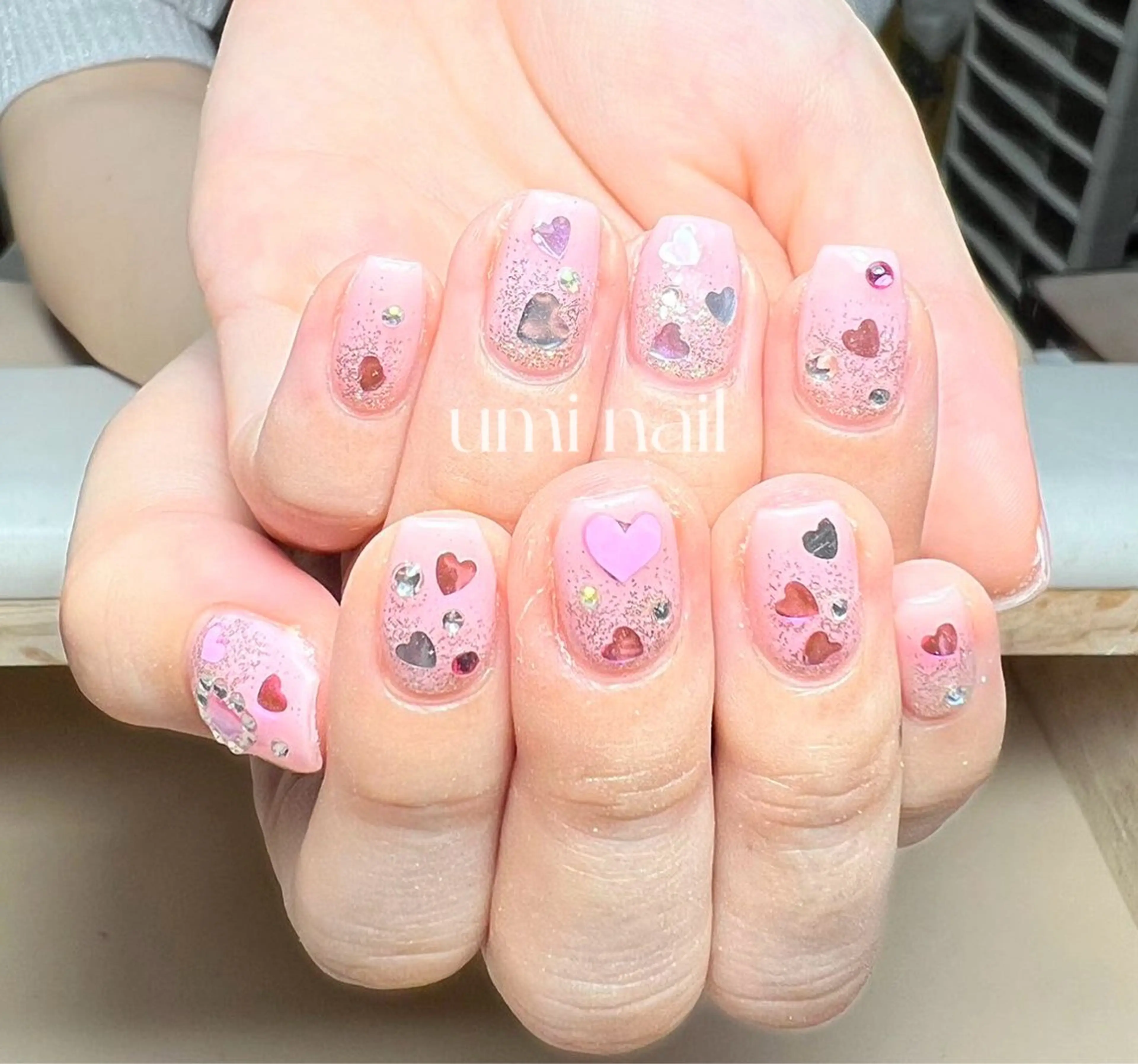 ネイル アートネイル フレンチネイル ジェルネイル グラデーション ミラーネイル ハンドネイル ハンドケア LUXE NAIL SALONのネイルデザイン