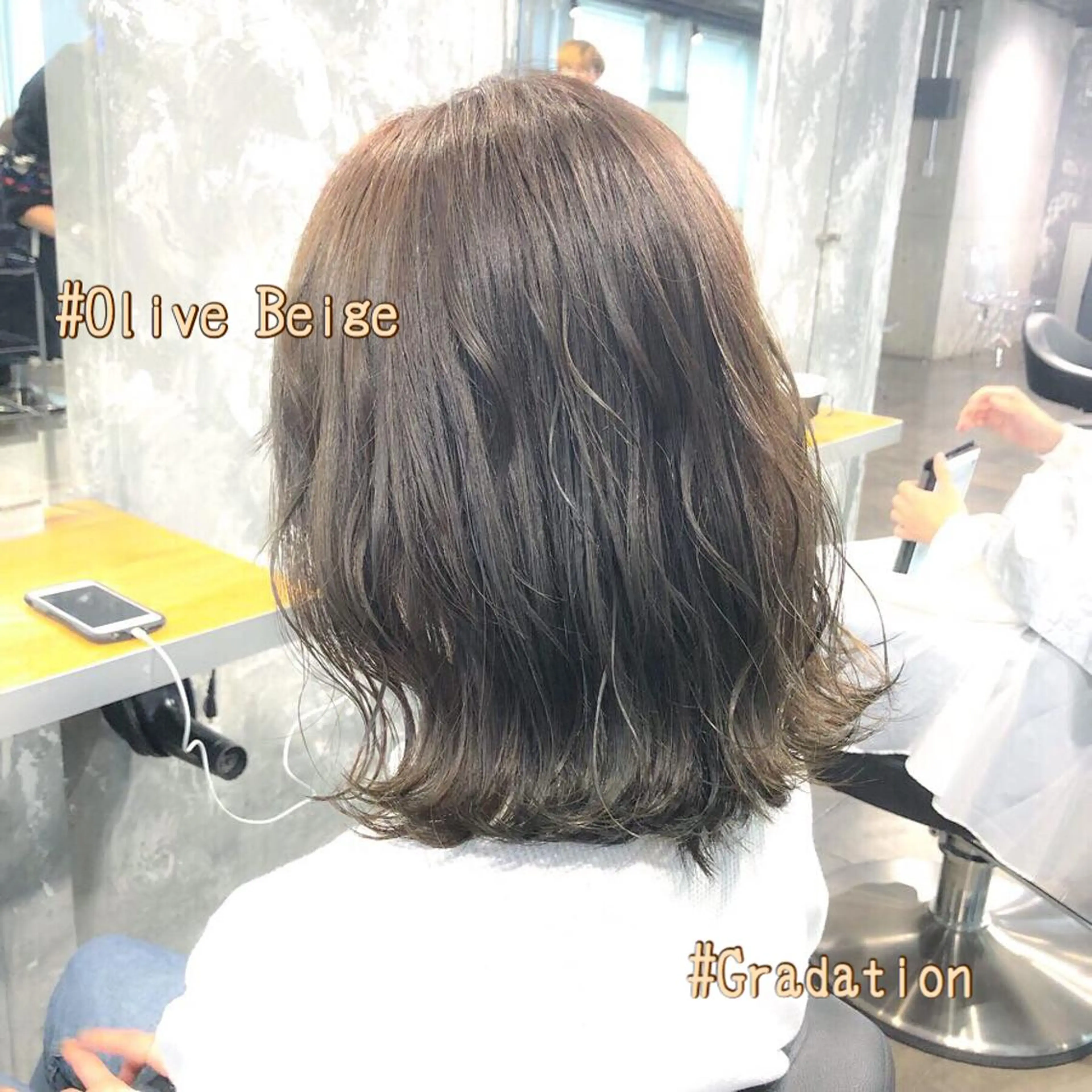 ミディアム カラー 🔷似合わせのプロ KUMA🔷のヘアスタイル