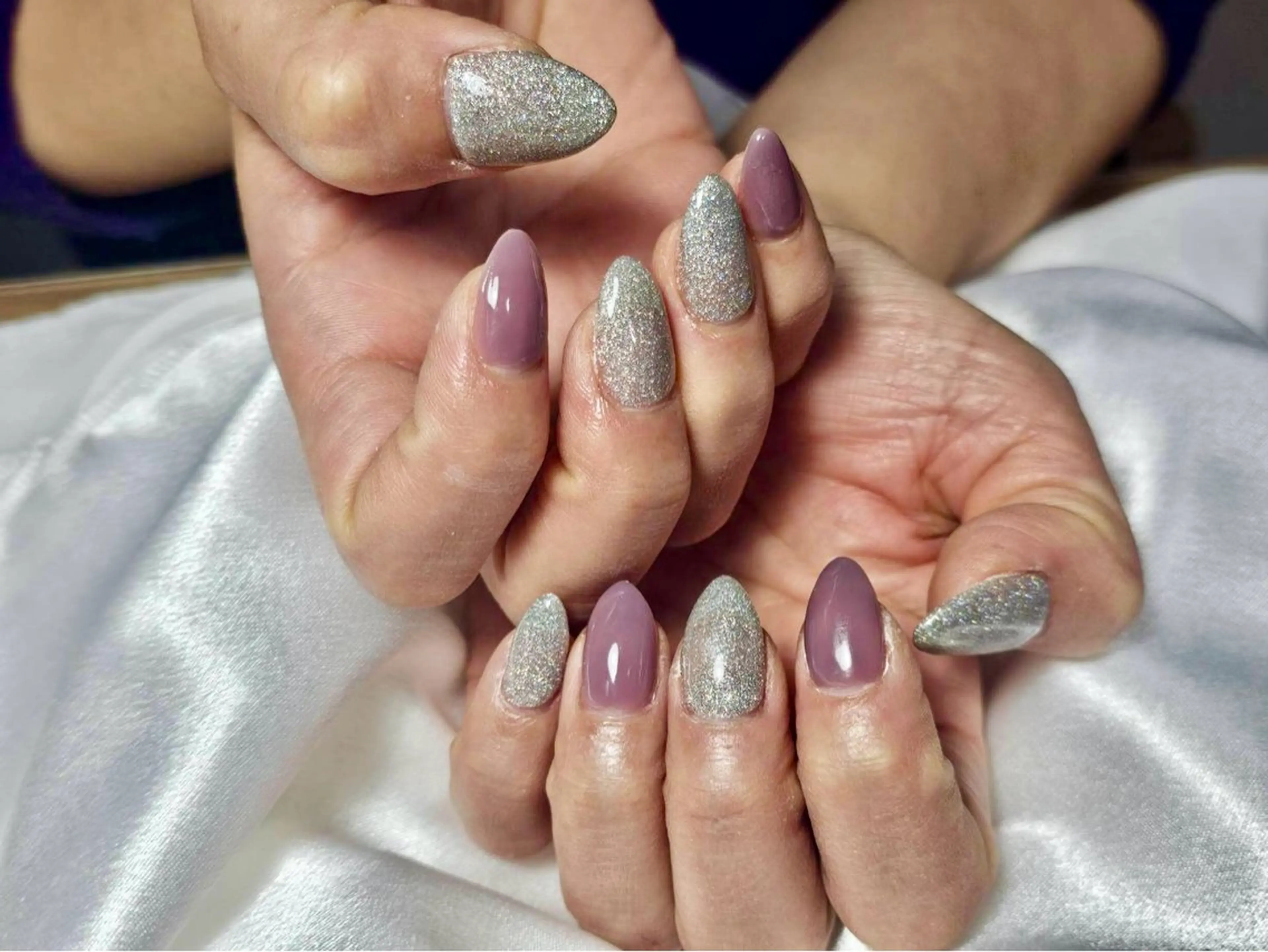 ネイル オーロラネイル フットネイル フレンチネイル ジェルネイル ハート ハンドネイル Mogu nail 二子玉川のネイルデザイン