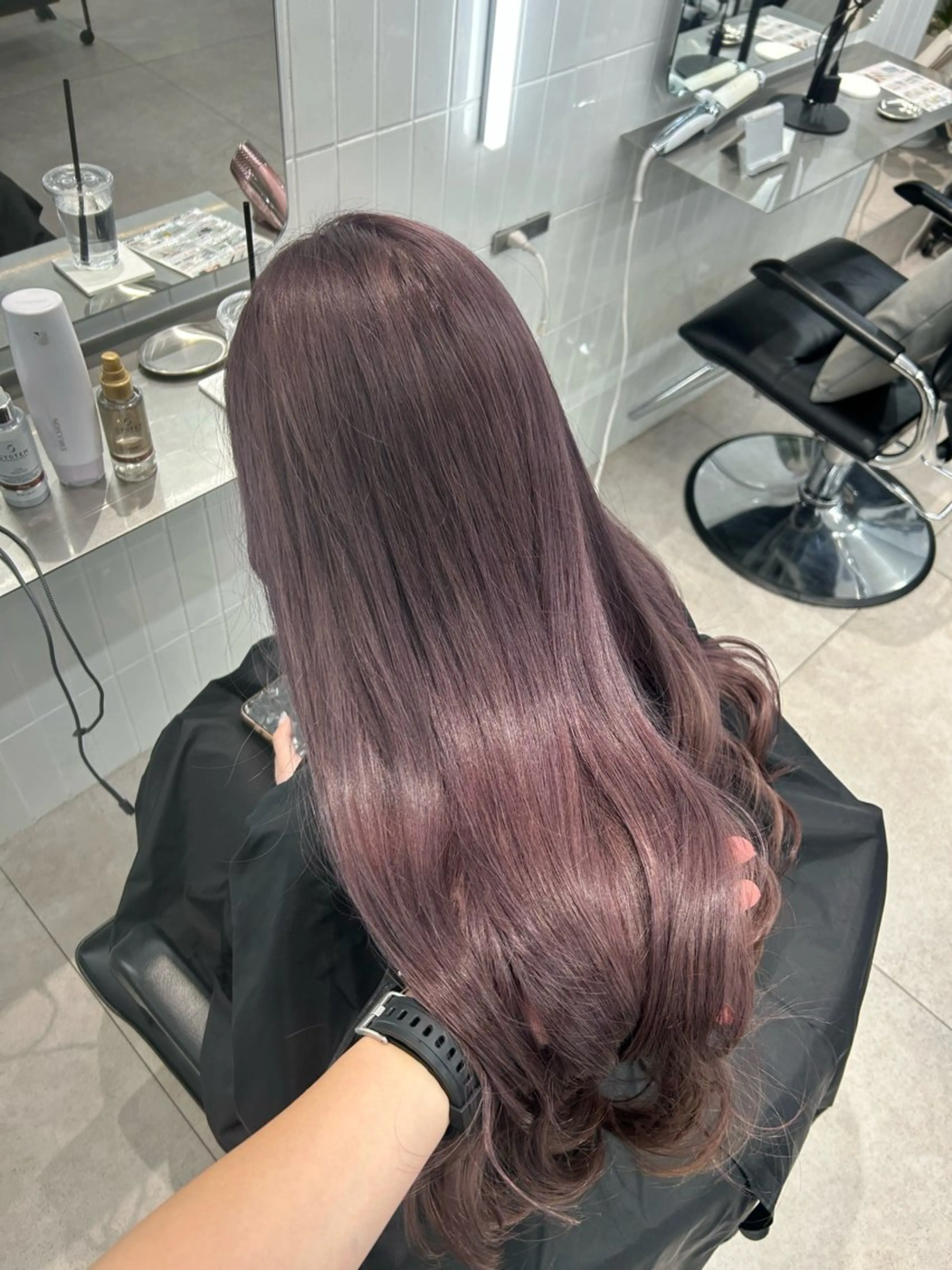 セミロング ヘアカラー トリートメント ヘアセット ONYX 表参道所属・ショート/ボブ/似 合わせ/顔周りカットのヘアスタイル