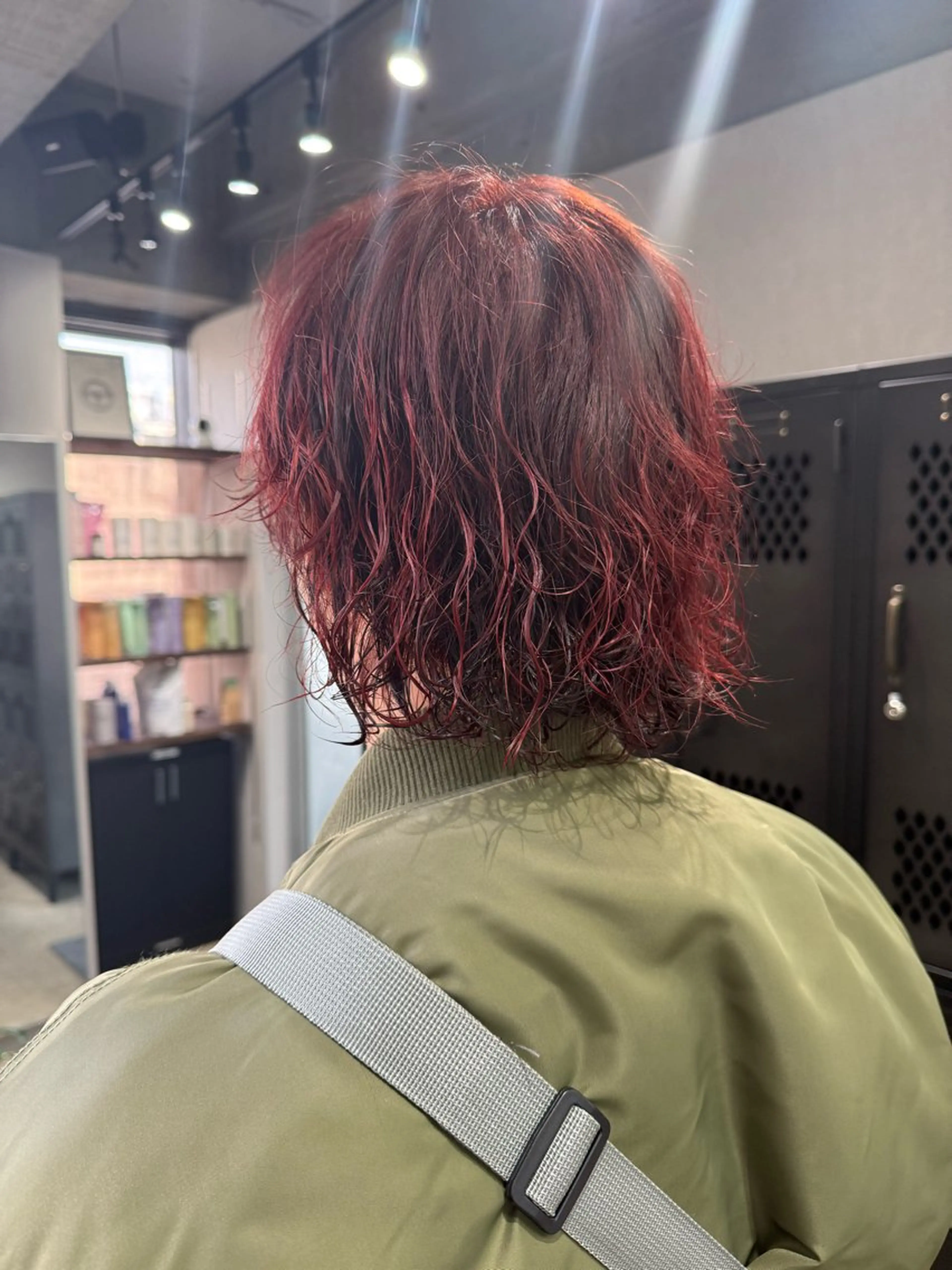 カラー ブリーチ ヘアカラー ルシ🌈/ハイトーン デザインカラー/町田のヘアスタイル