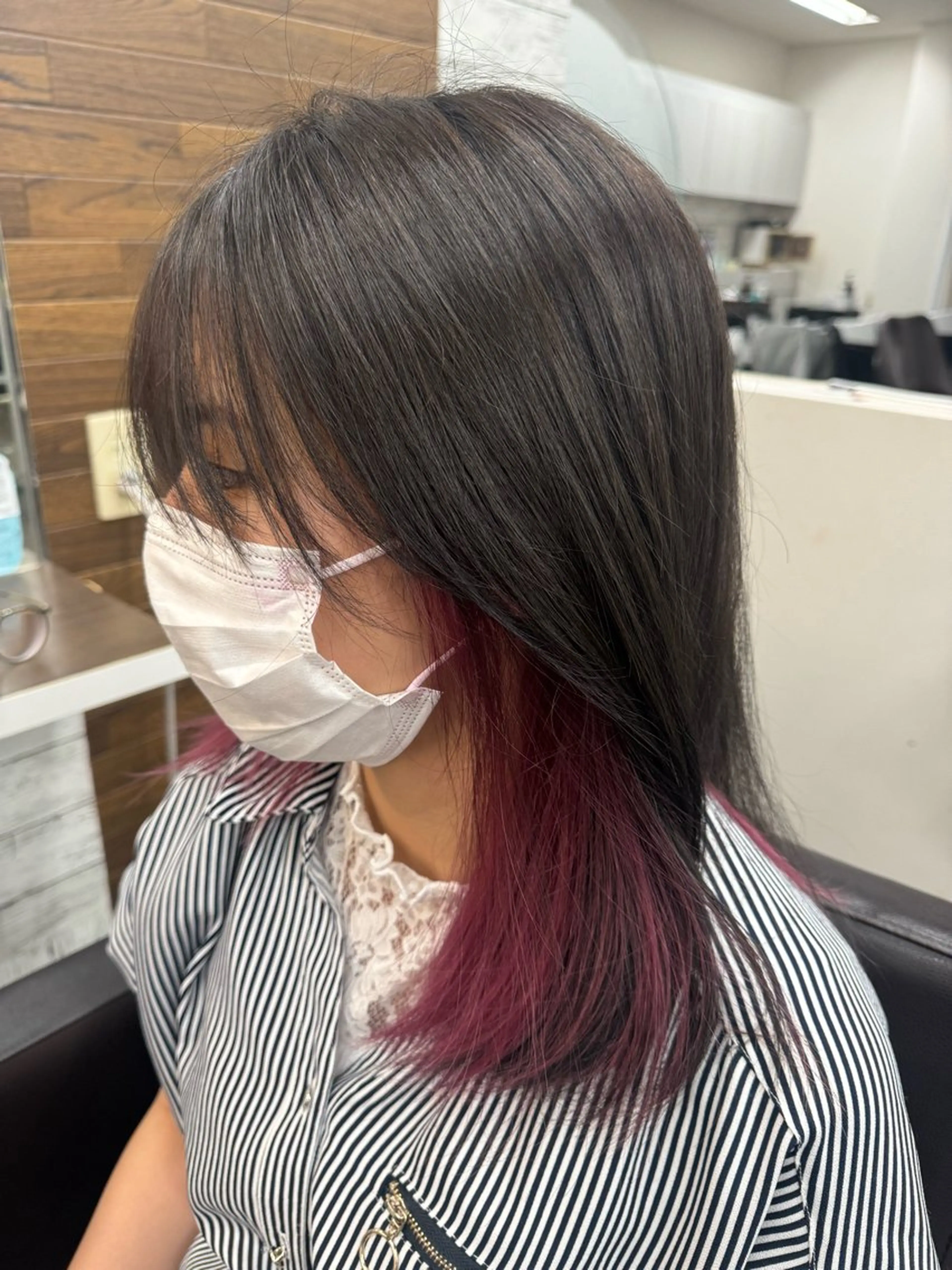 カラー インナーカラー ピンクカラー mits牧港店所属・野原 姫菜のヘアスタイル