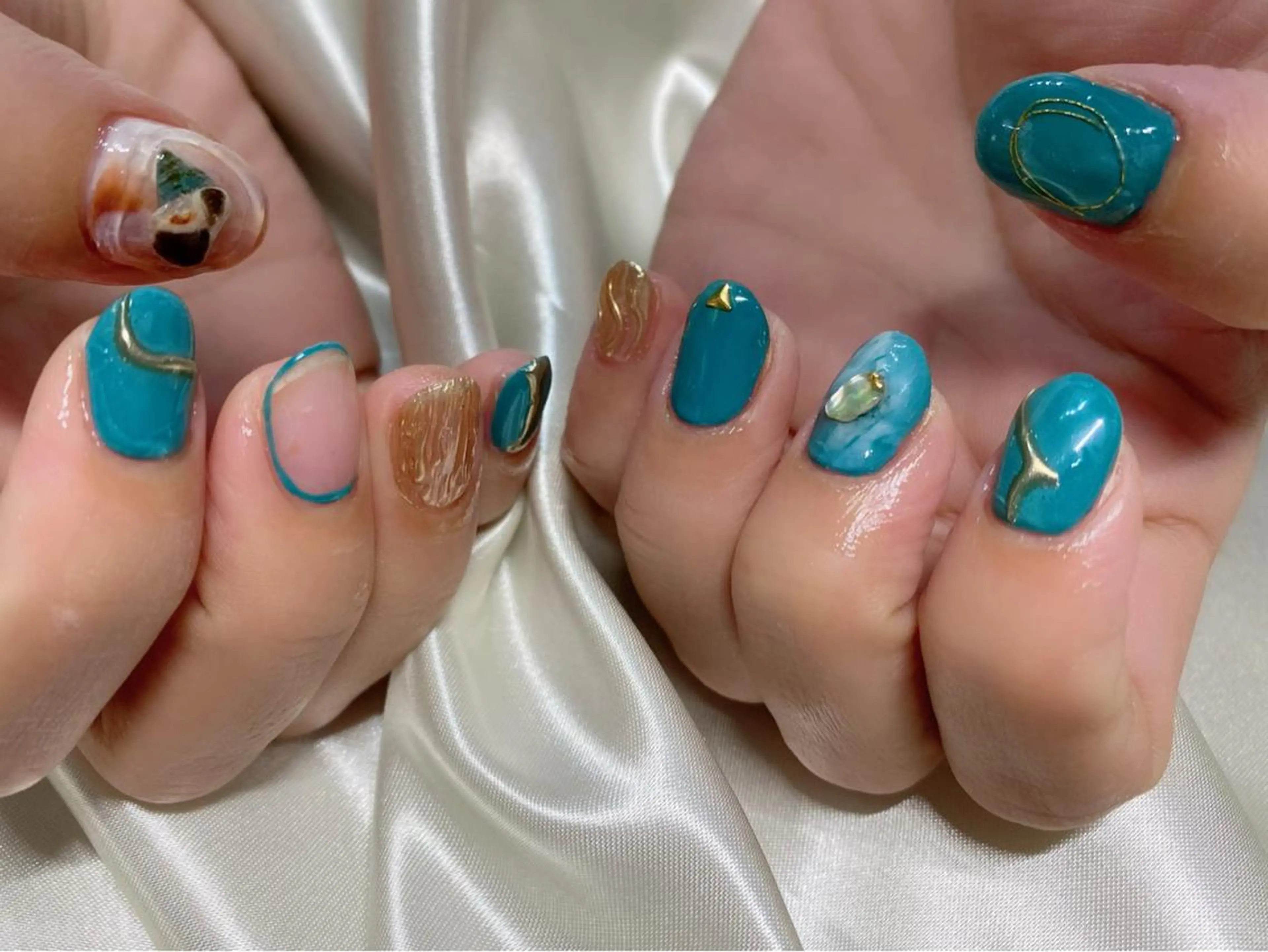 ネイル FERNA フェルナのマツエク・マツパデザイン