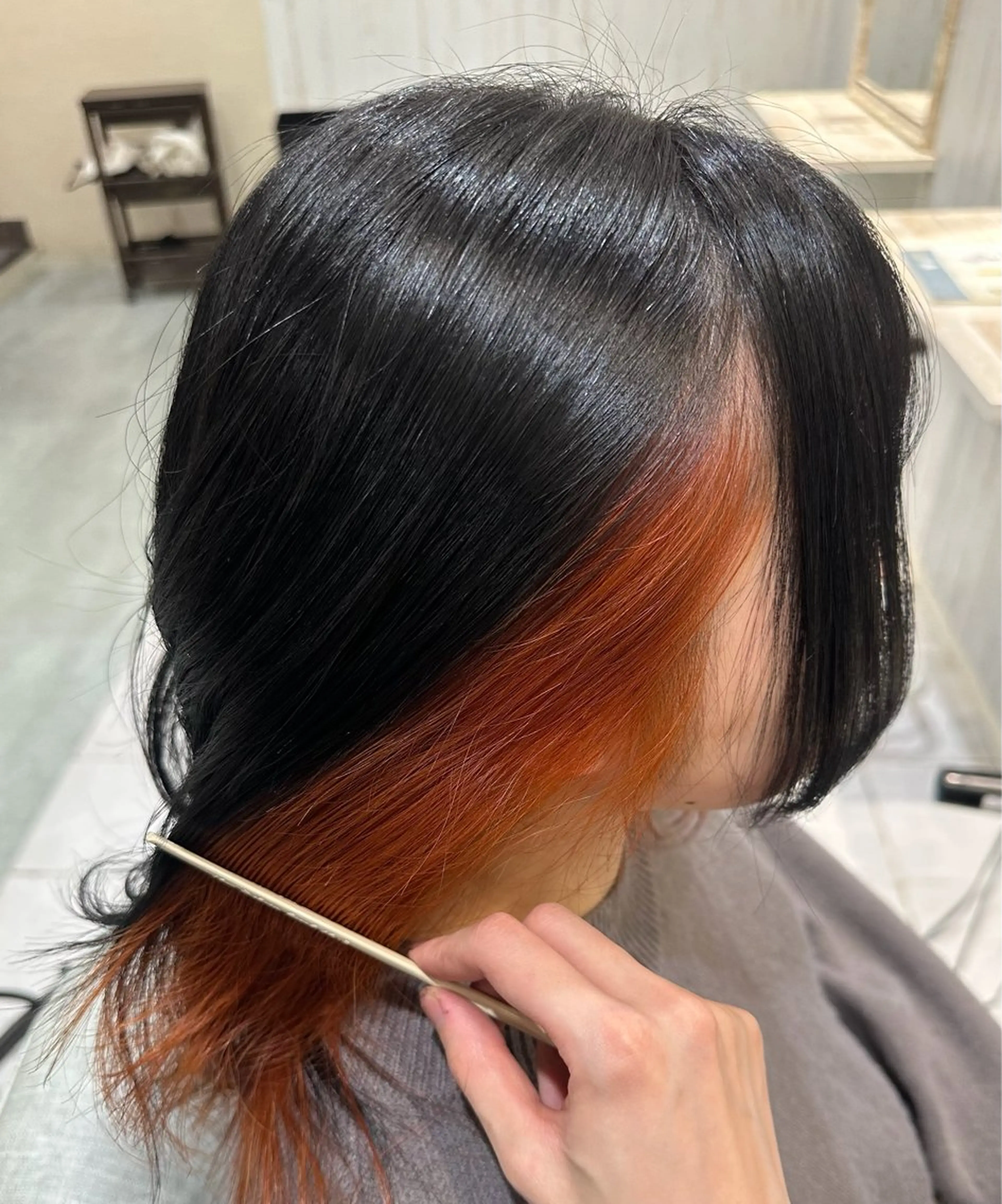 セミロング カラー Moe by aria所属・飯田 冴のヘアスタイル