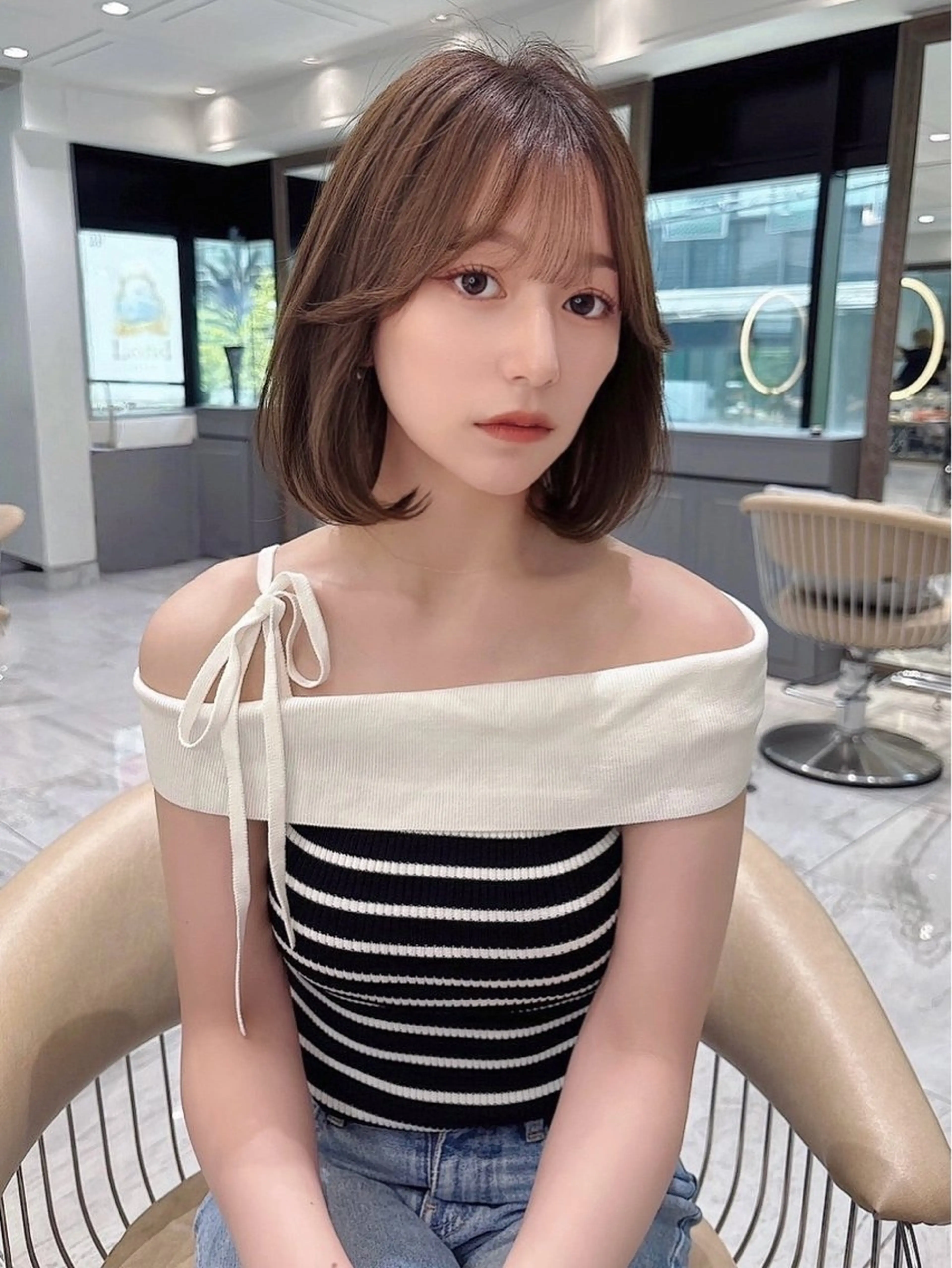 ミディアム カット ヘアカラー トリートメント 顔周り\エクステ\ 透明感カラー\まりんのヘアスタイル