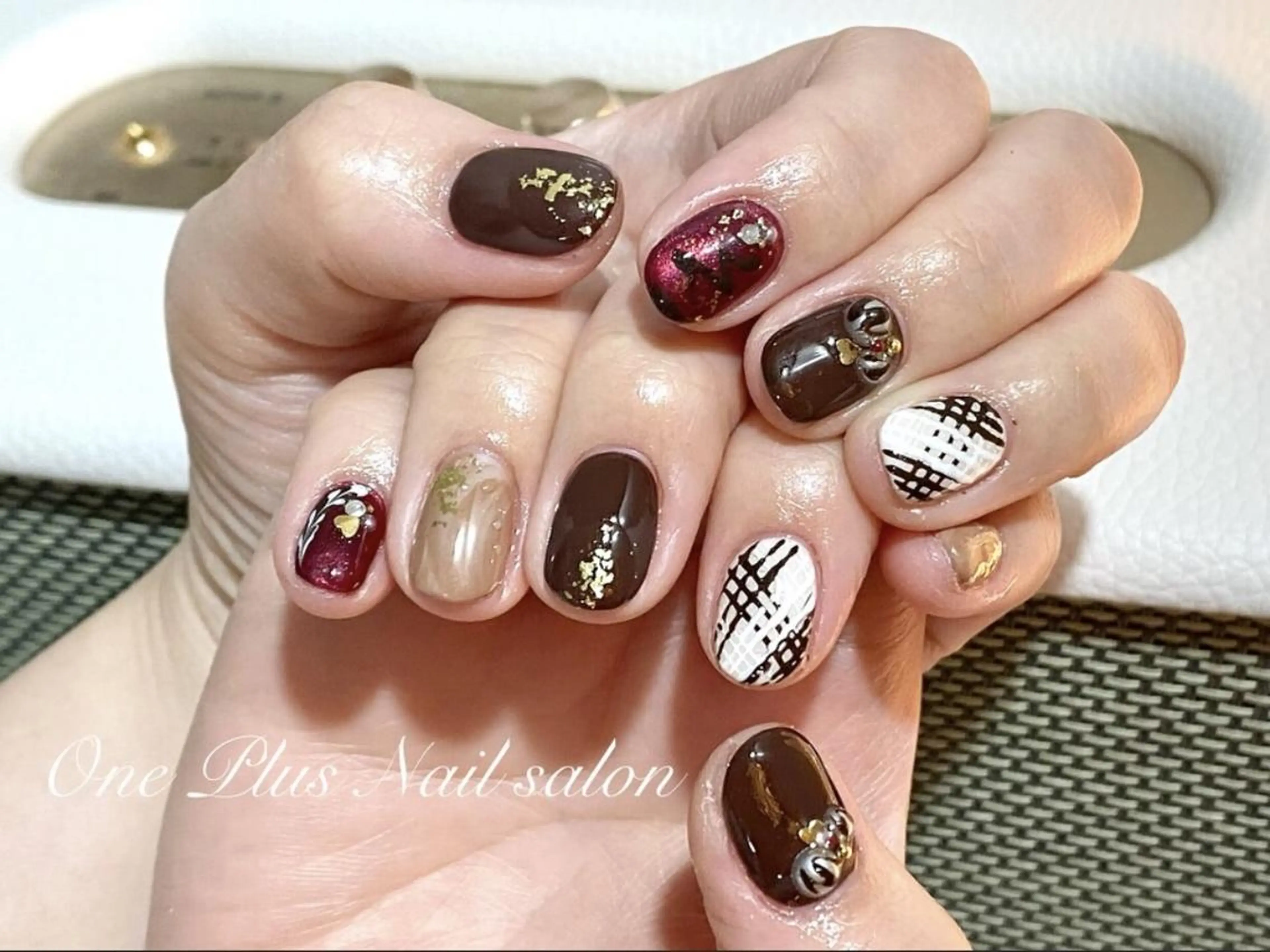 ネイル ハート バレンタイン One Plus Nail Salonのネイルデザイン